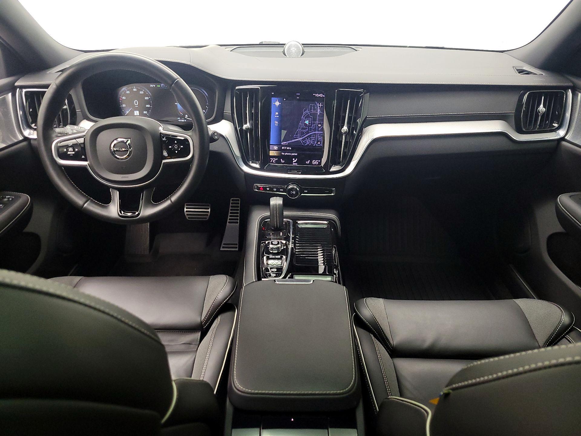 Thumbnail: 2021 Volvo V60 - 9