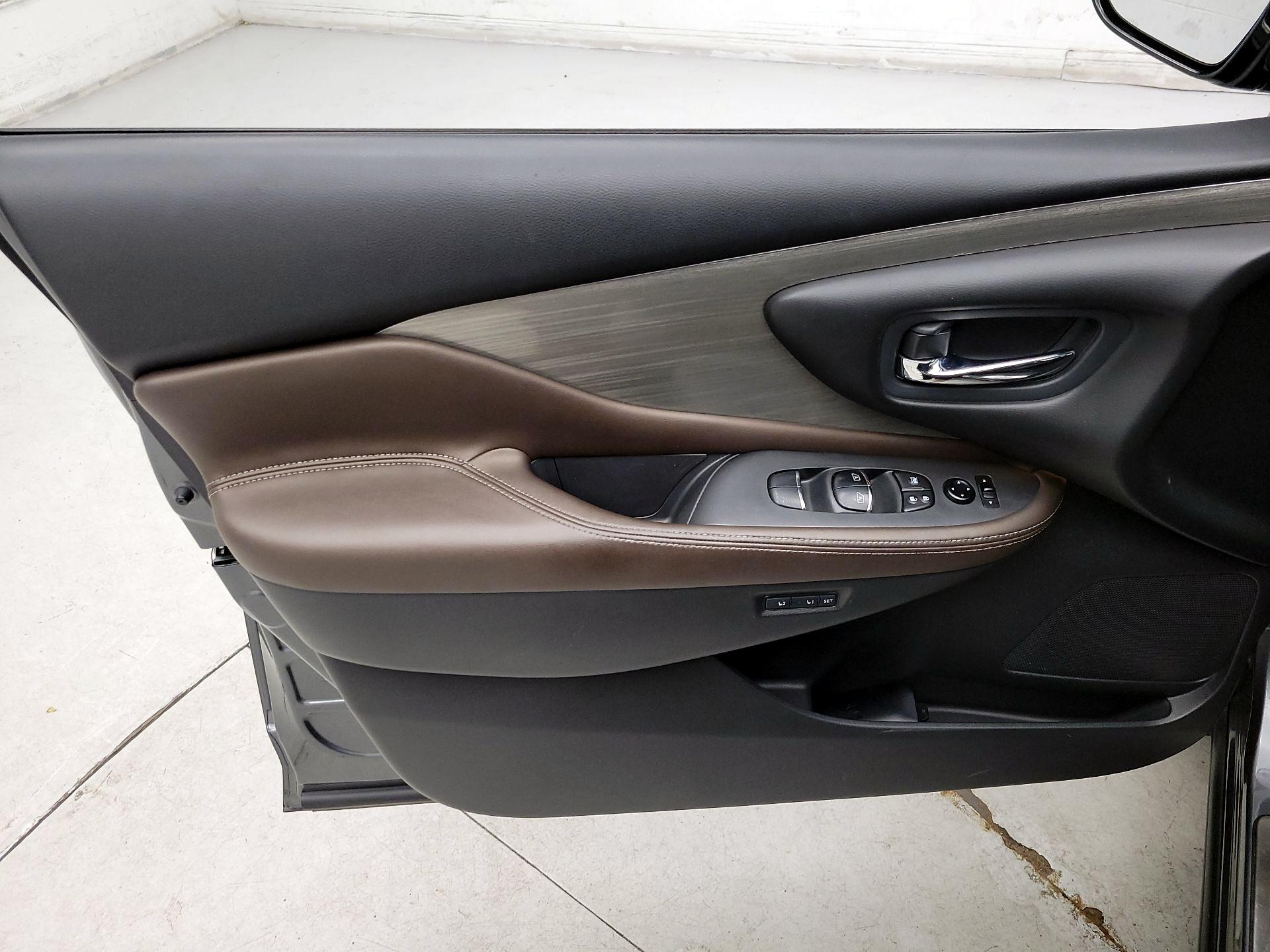 Thumbnail: 2016 Nissan Murano - 12