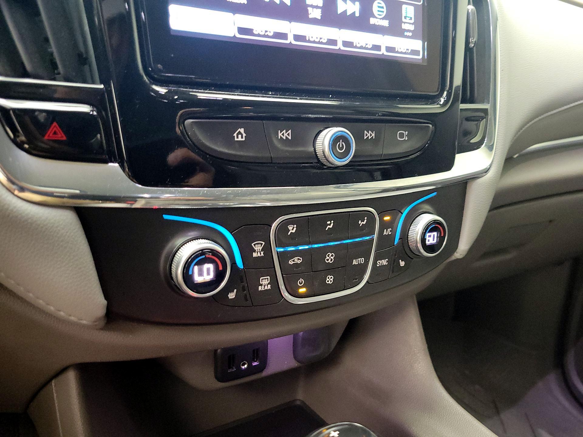 Thumbnail: 2018 Chevrolet Traverse - 17
