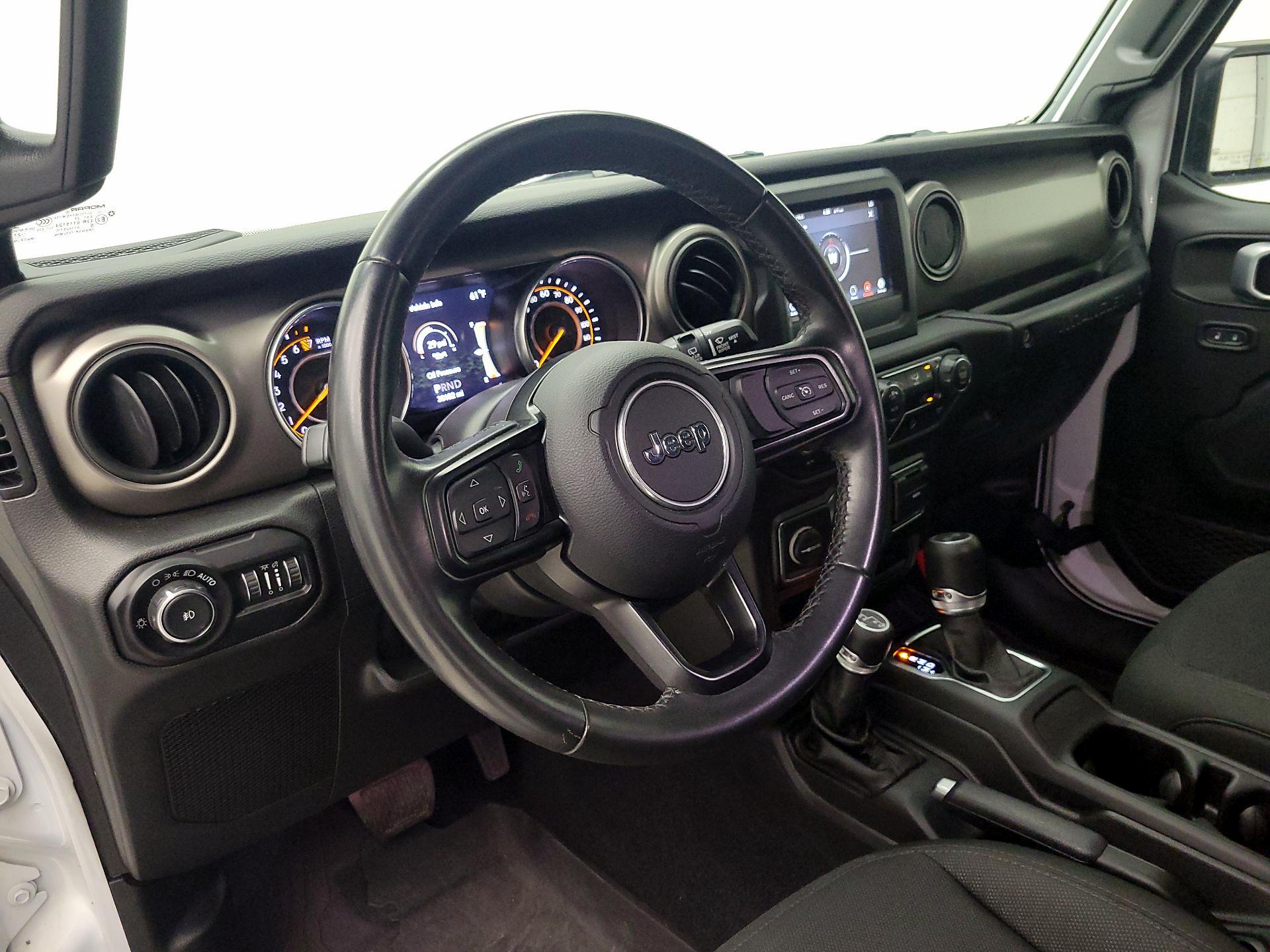 Thumbnail: 2020 Jeep Wrangler - 9