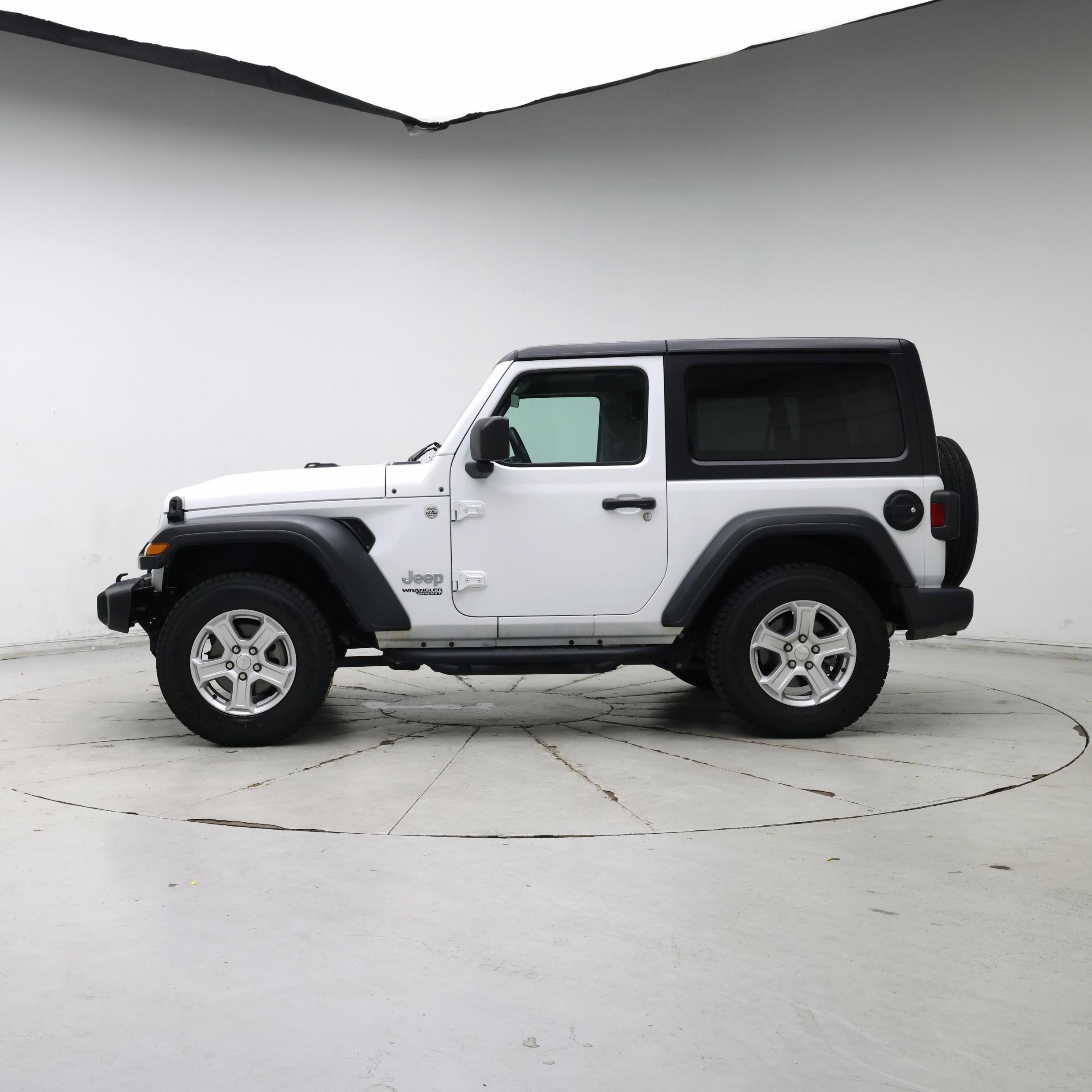 Thumbnail: 2020 Jeep Wrangler - 3