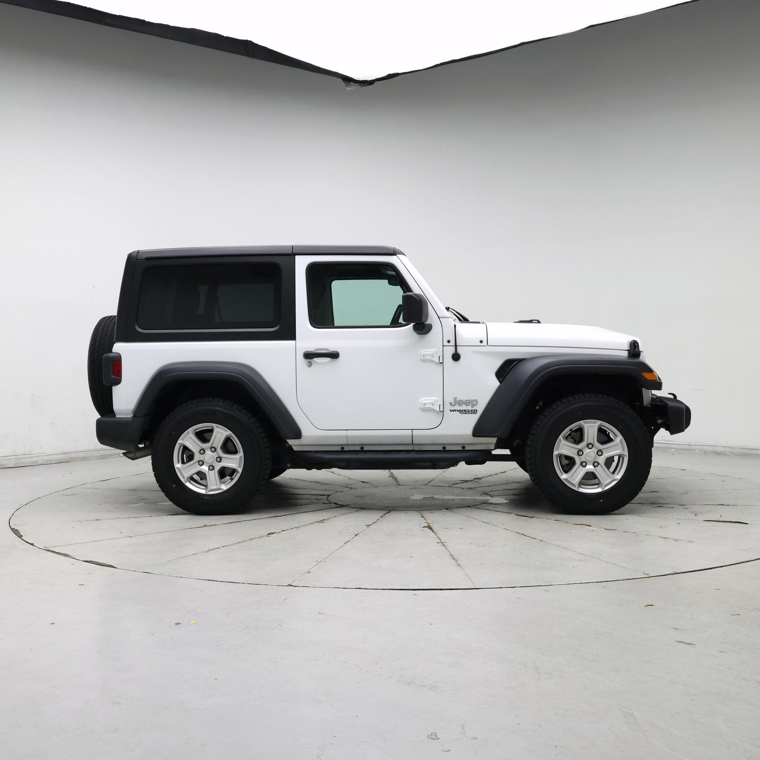Thumbnail: 2020 Jeep Wrangler - 7