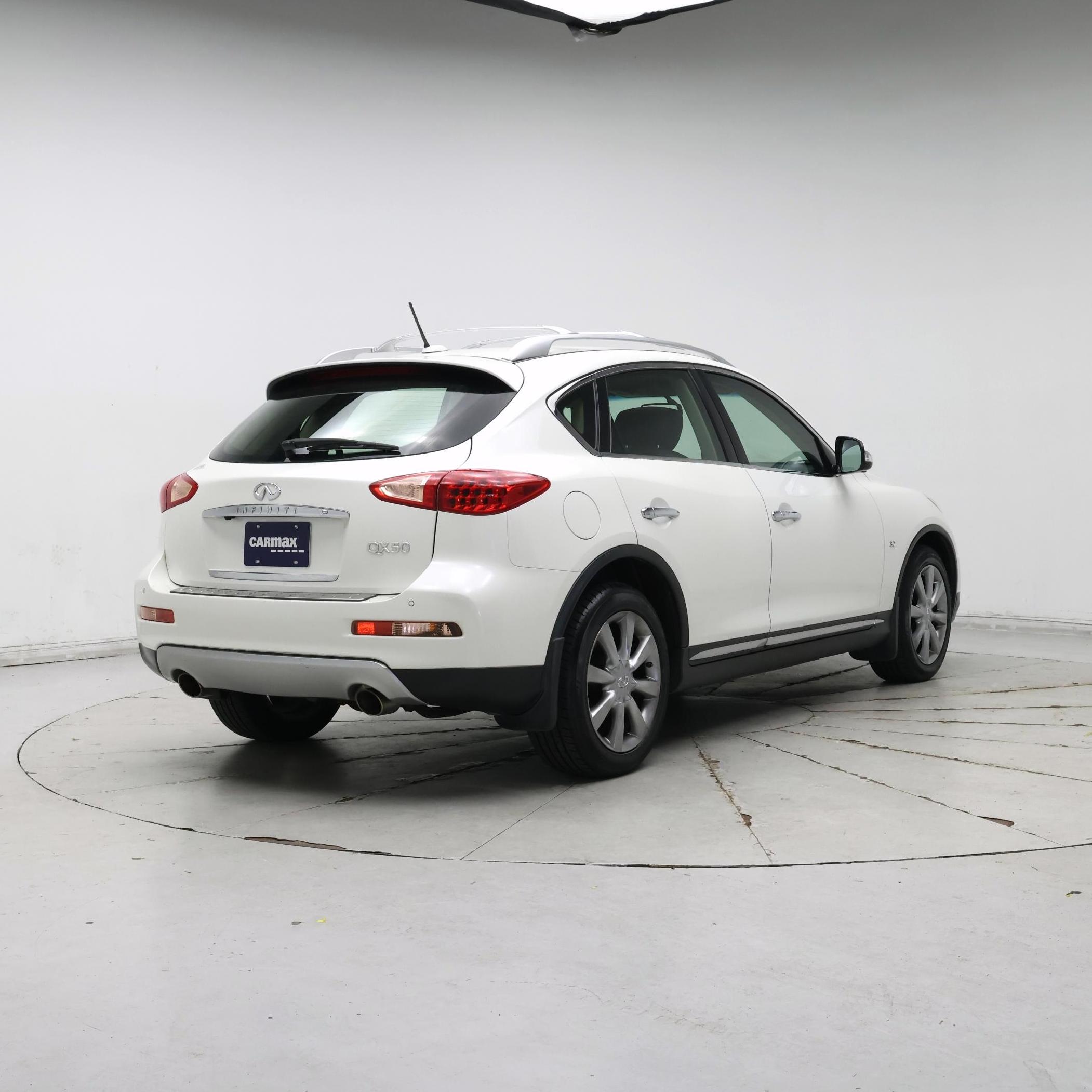 Thumbnail: 2016 INFINITI QX50 - 8