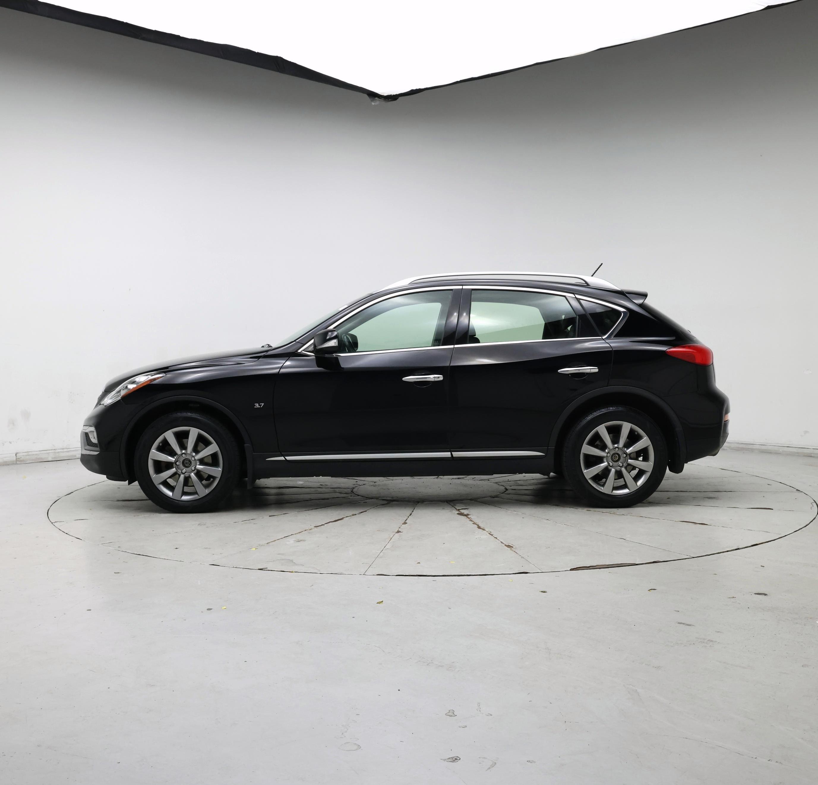 Thumbnail: 2017 INFINITI QX50 - 3