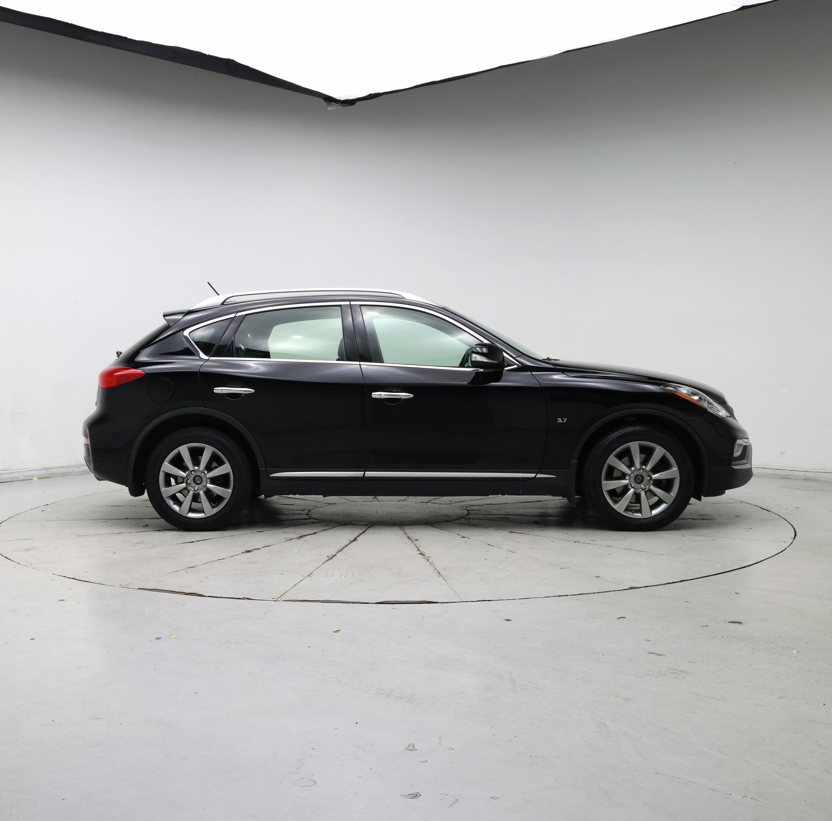 Thumbnail: 2017 INFINITI QX50 - 7