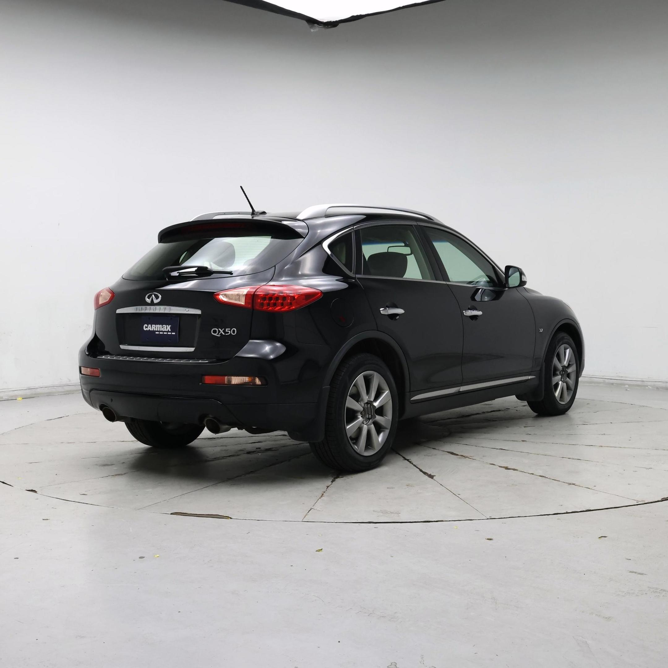 Thumbnail: 2017 INFINITI QX50 - 8