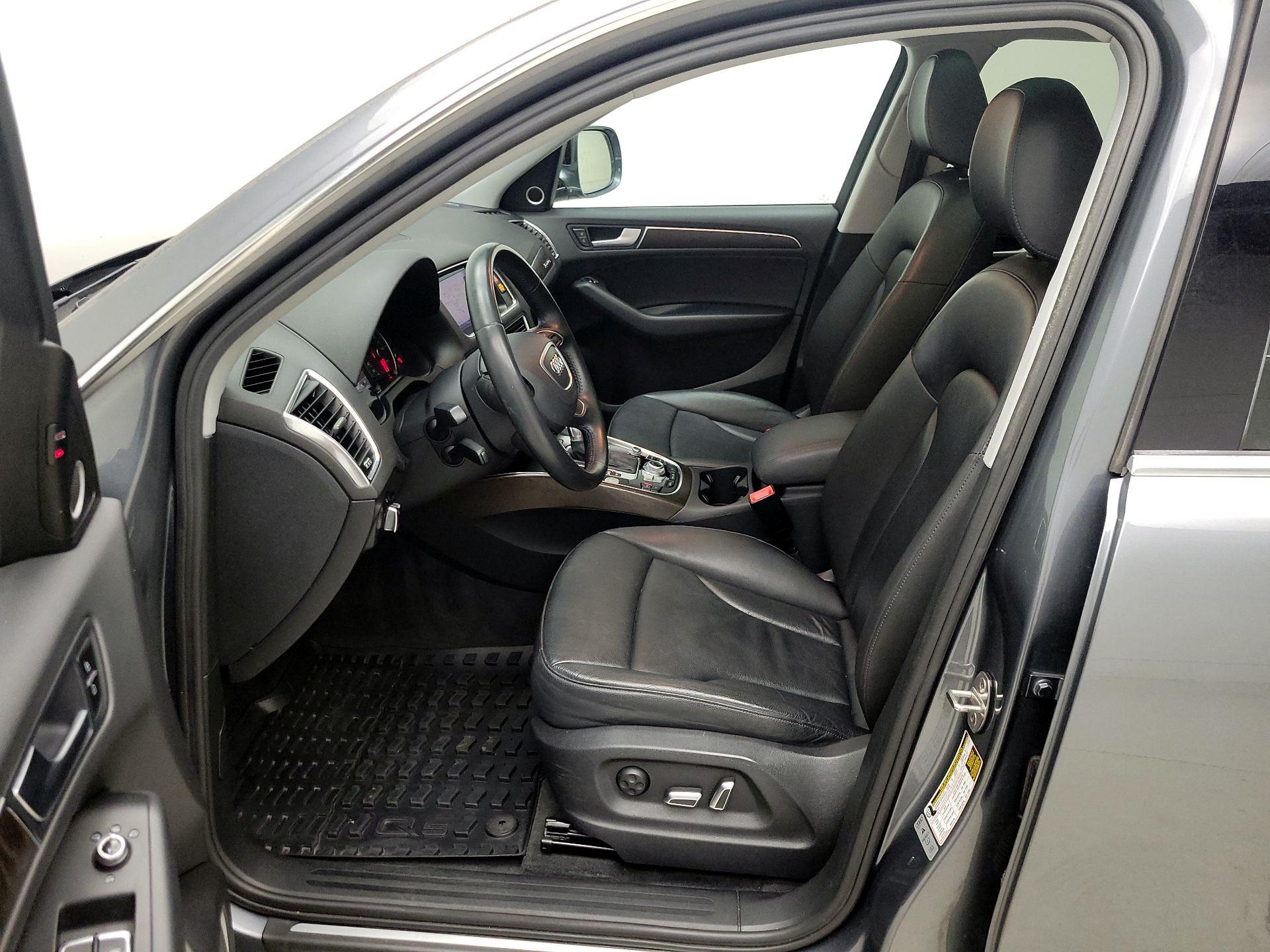 Thumbnail: 2015 Audi Q5 - 11
