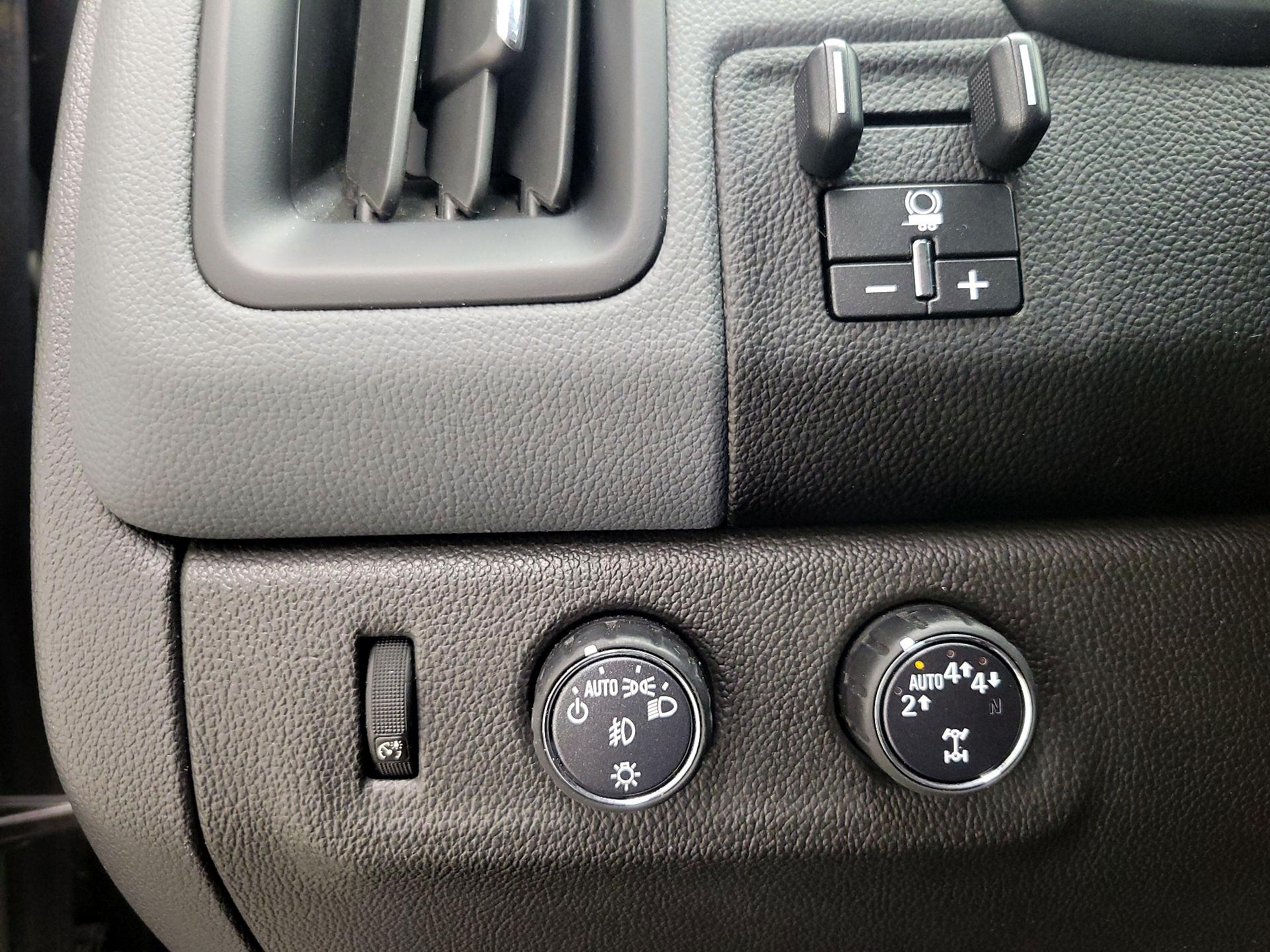 Thumbnail: 2019 Chevrolet Colorado - 13
