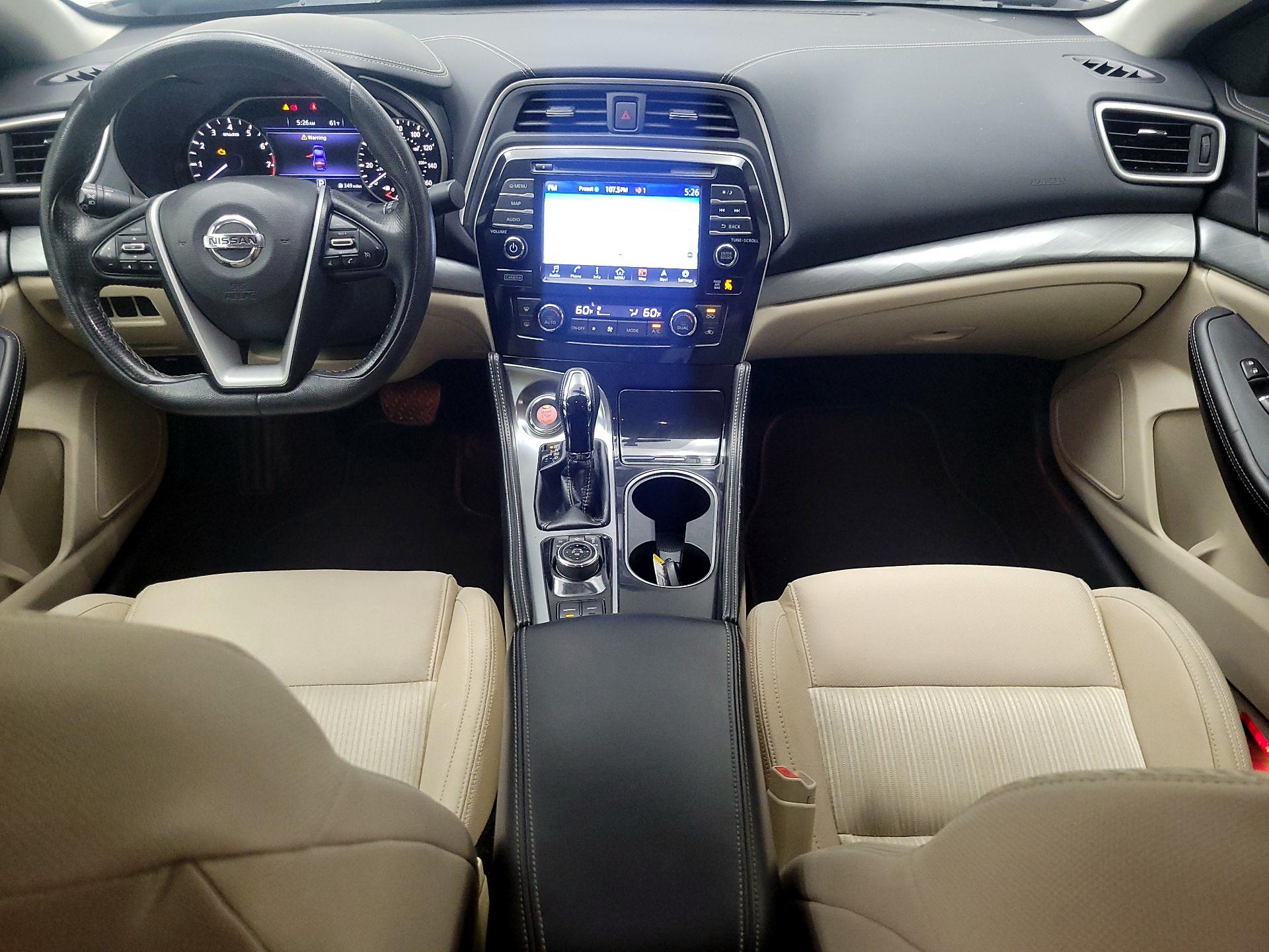 Thumbnail: 2016 Nissan Maxima - 9