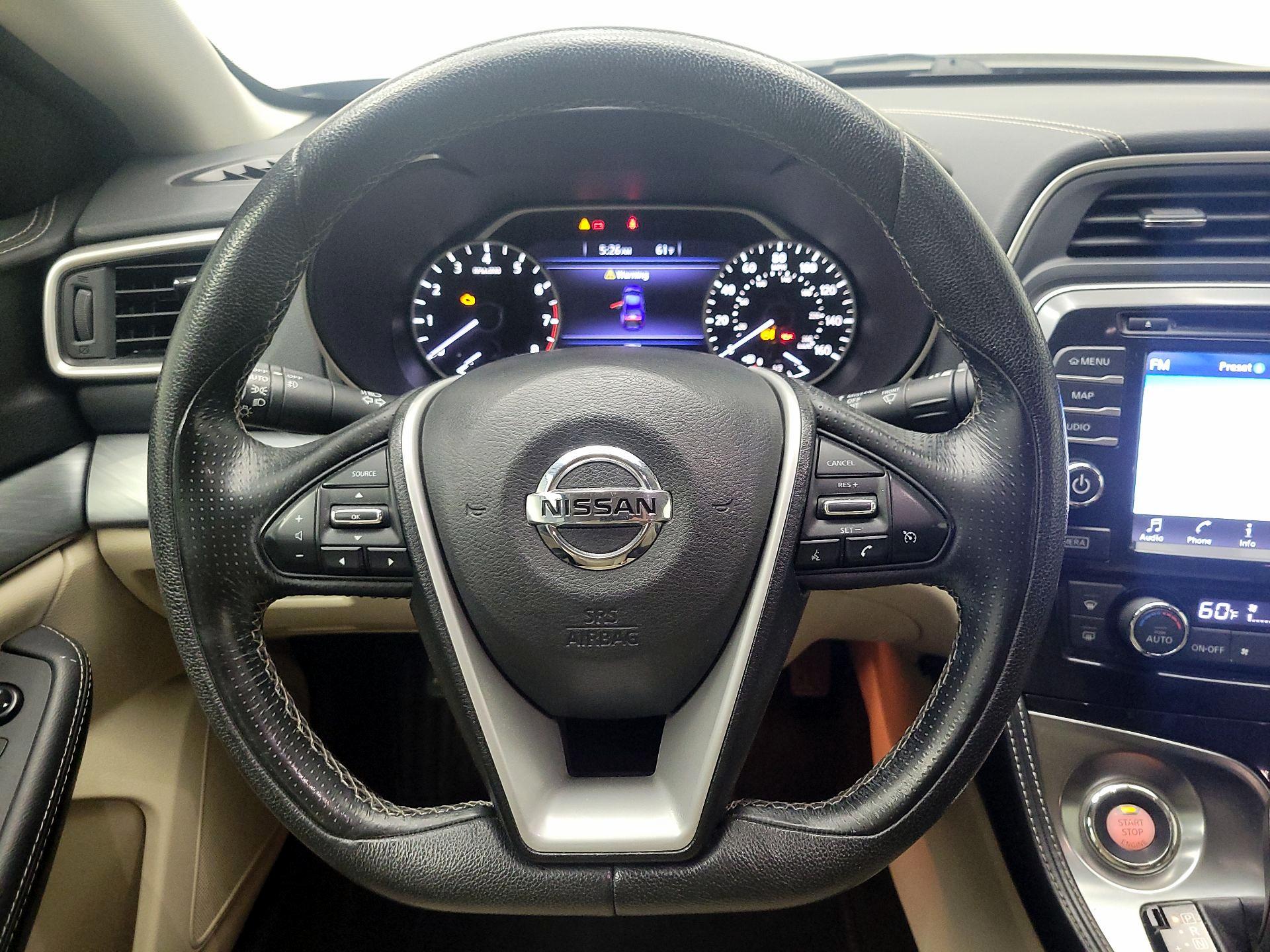 Thumbnail: 2016 Nissan Maxima - 10