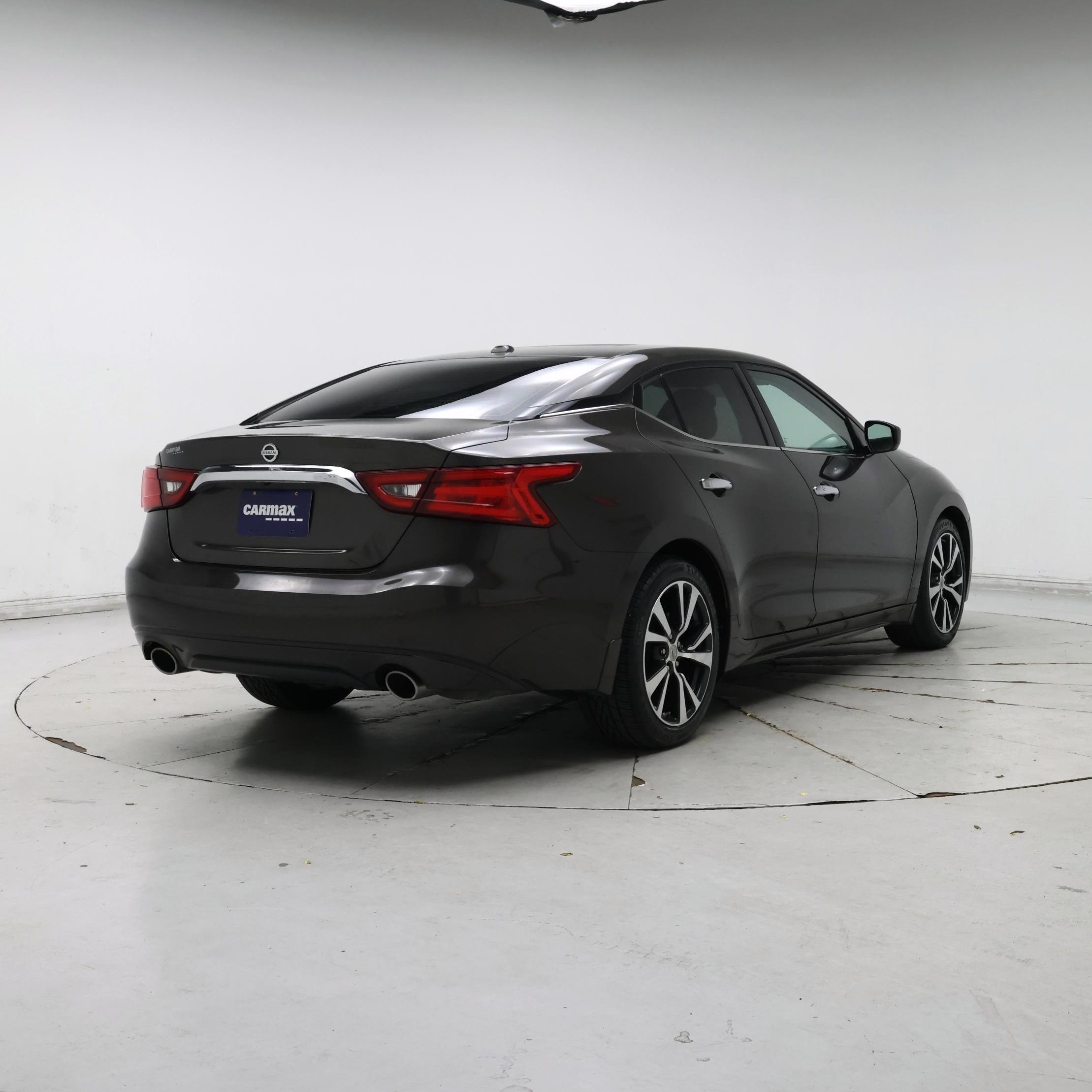 Thumbnail: 2016 Nissan Maxima - 8
