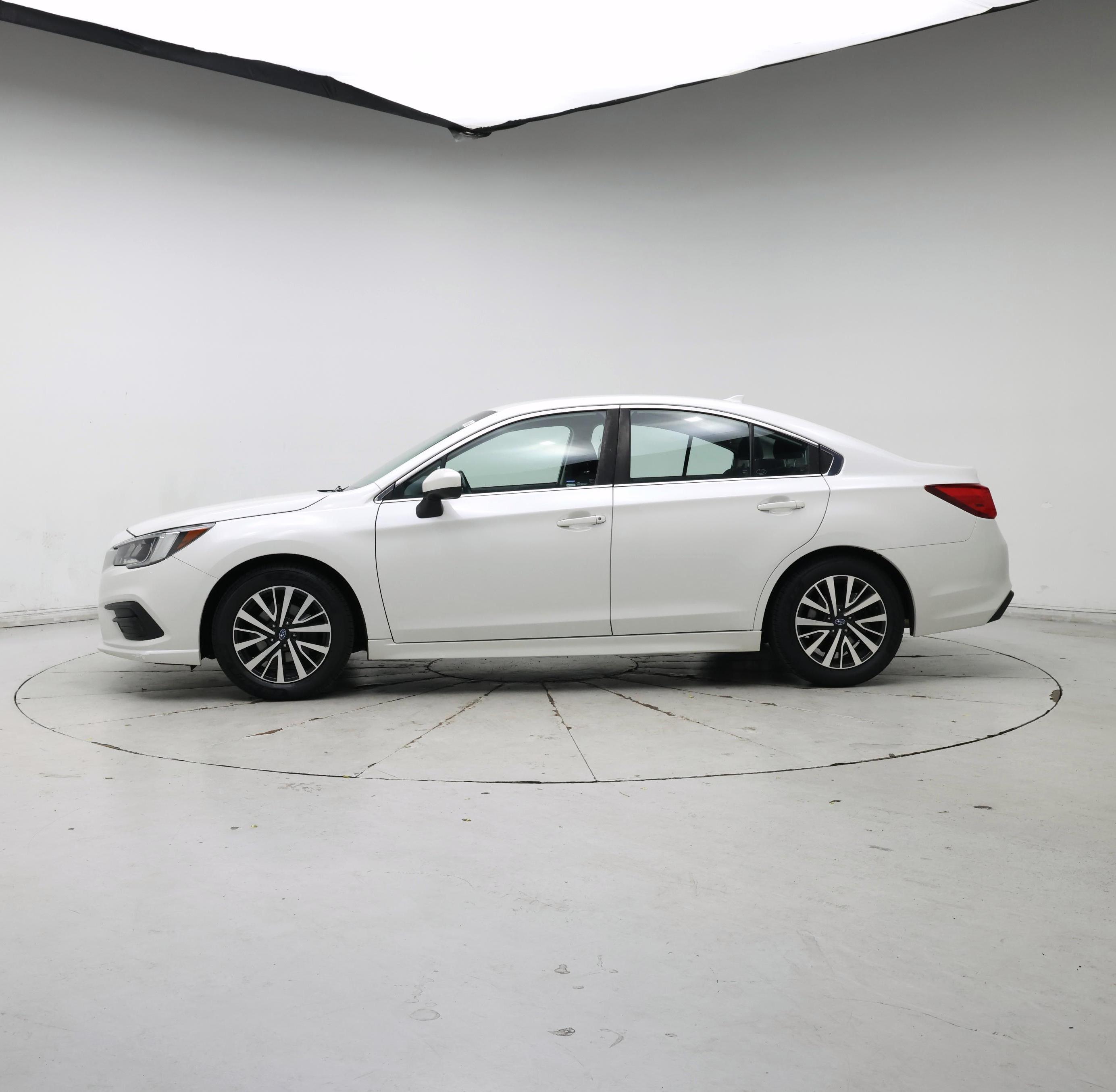 Thumbnail: 2019 Subaru Legacy - 3