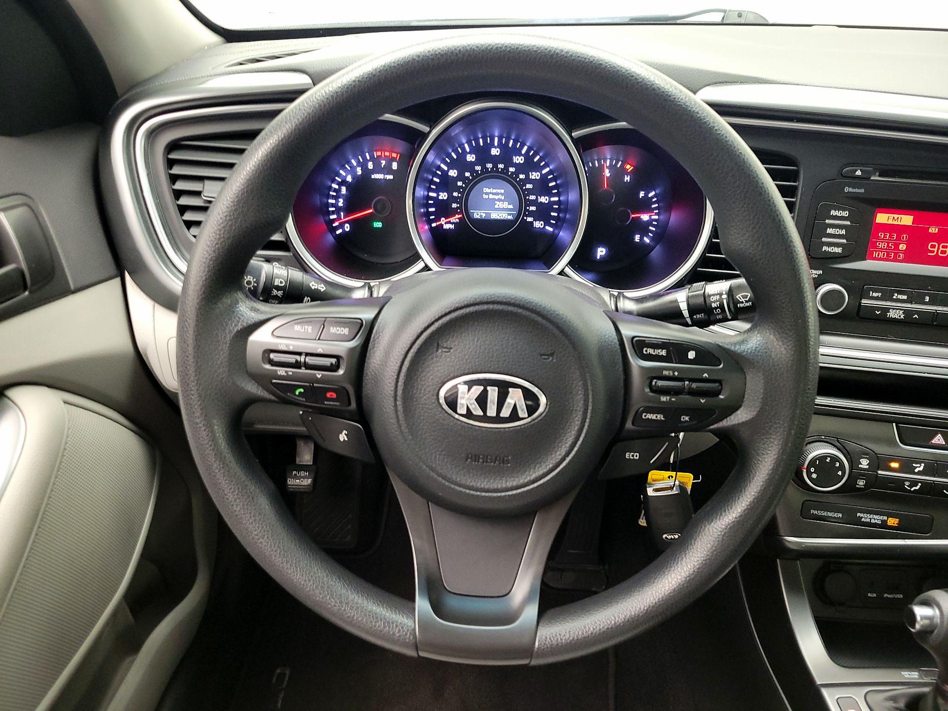 Thumbnail: 2014 Kia Optima - 10