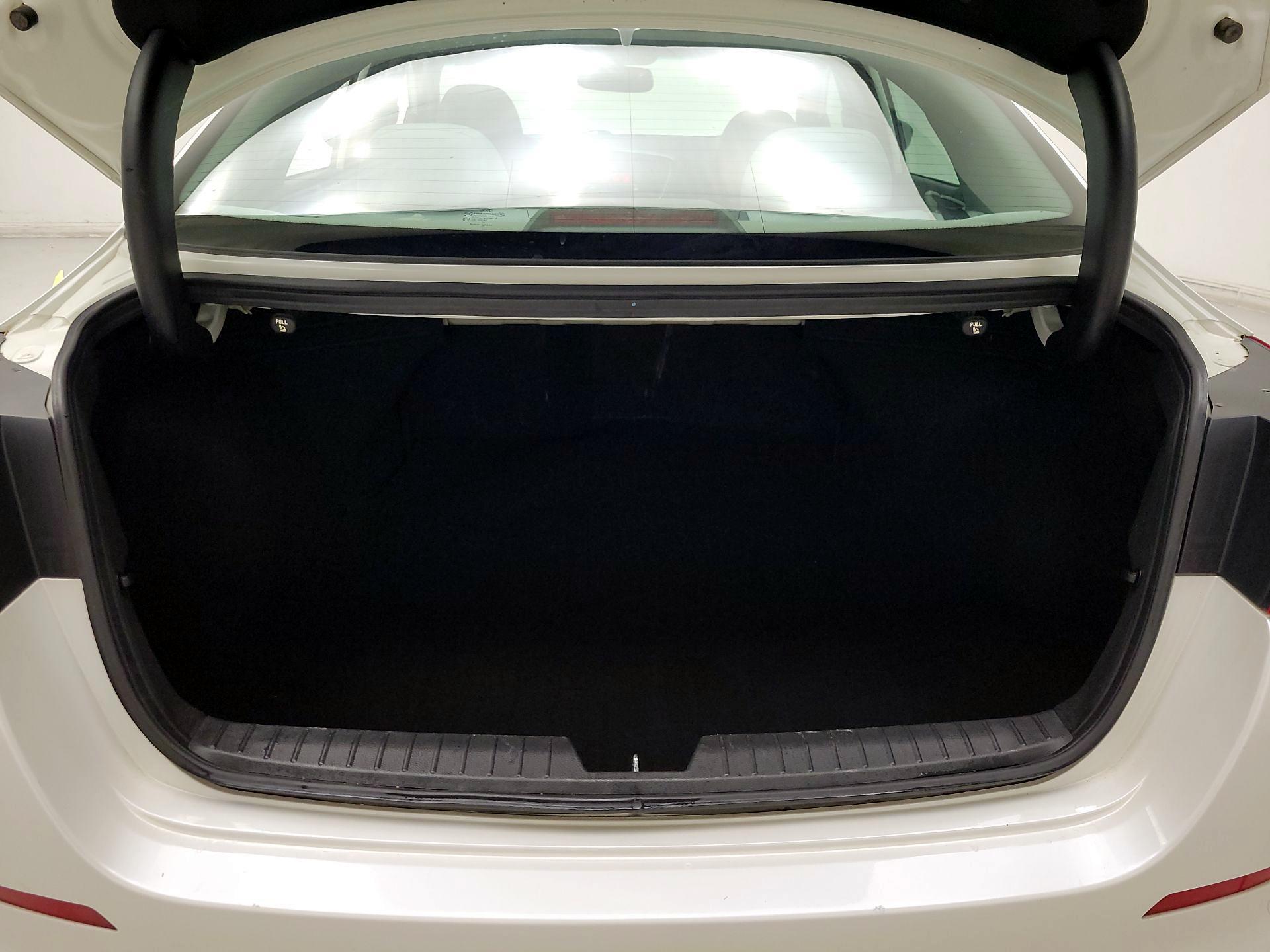 Thumbnail: 2014 Kia Optima - 19