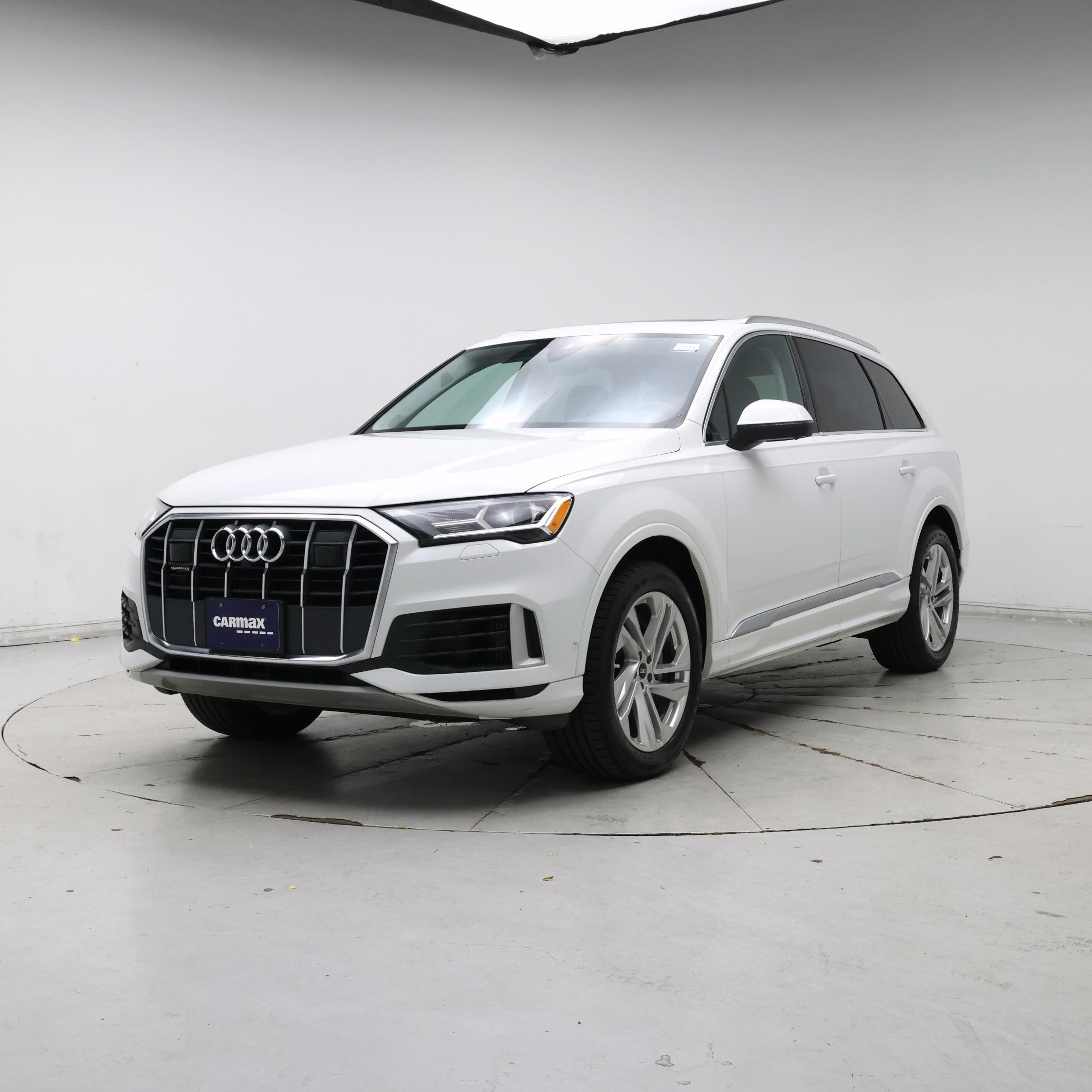 Thumbnail: 2023 Audi Q7 - 4
