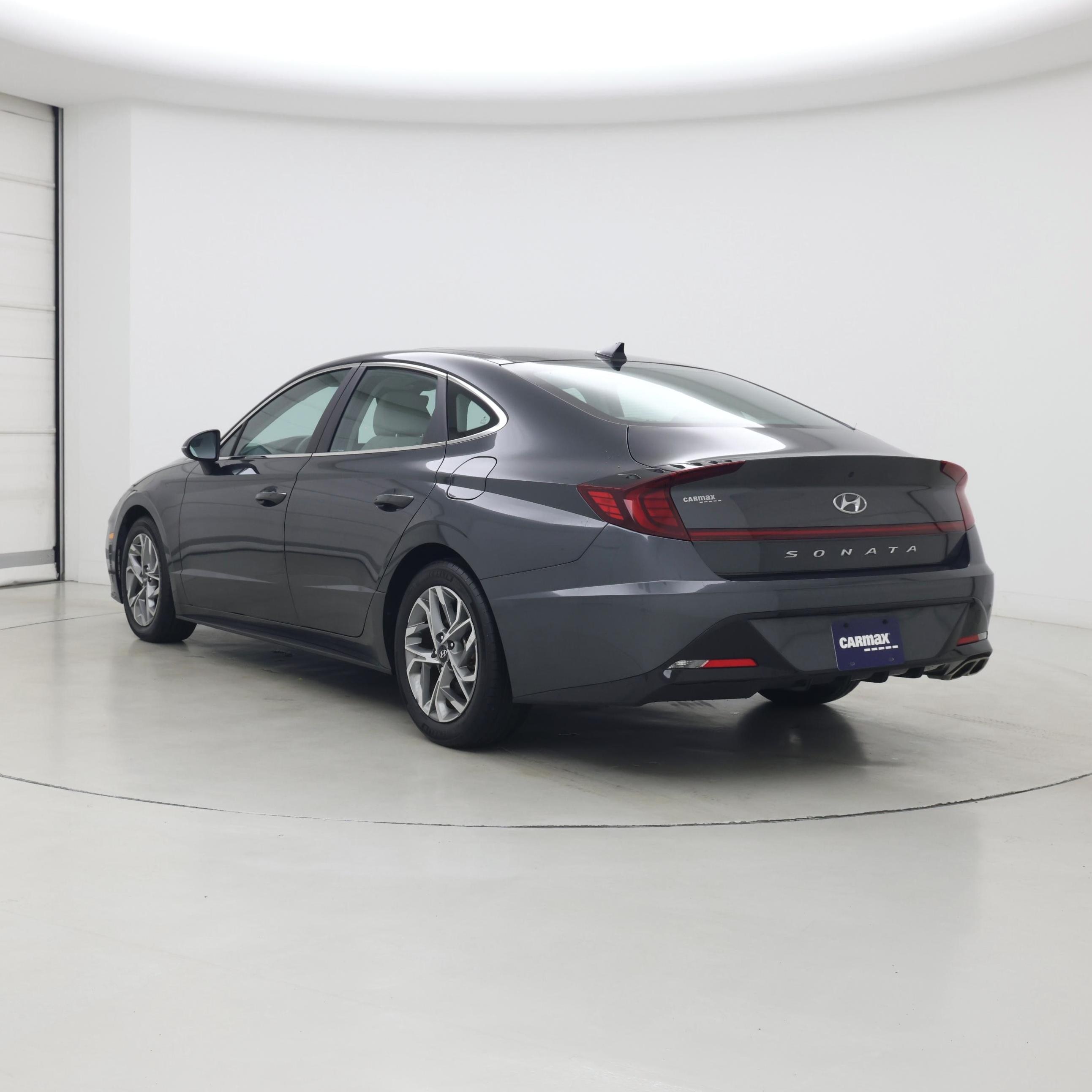 Thumbnail: 2023 Hyundai Sonata - 2
