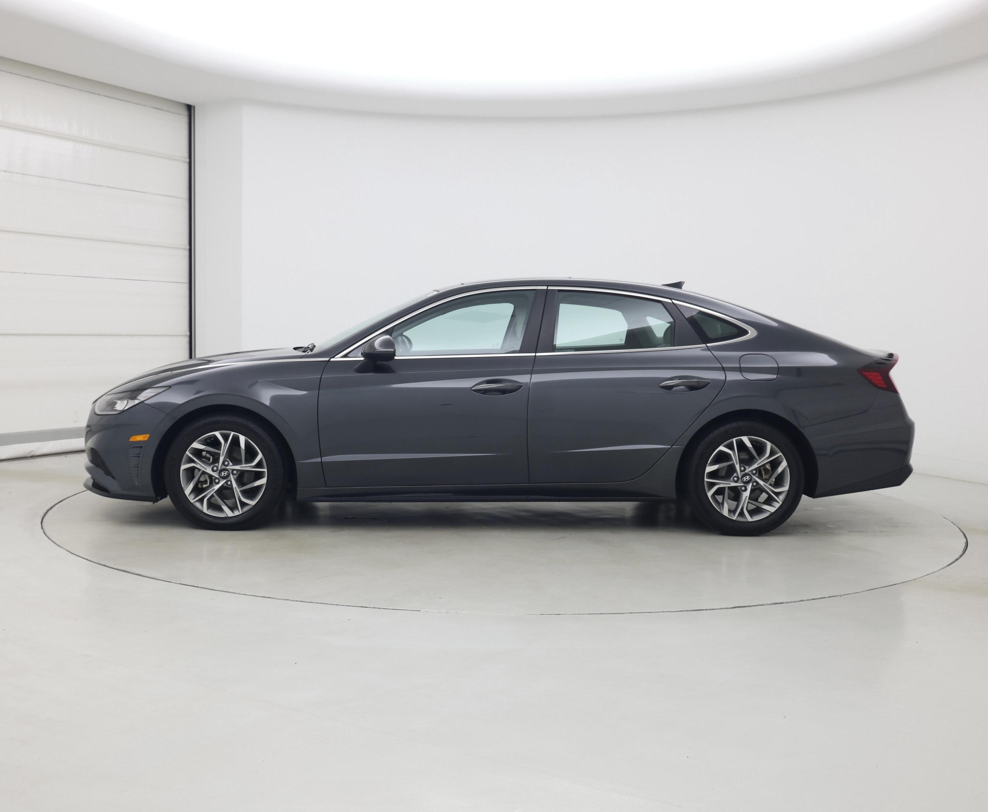 Thumbnail: 2023 Hyundai Sonata - 3