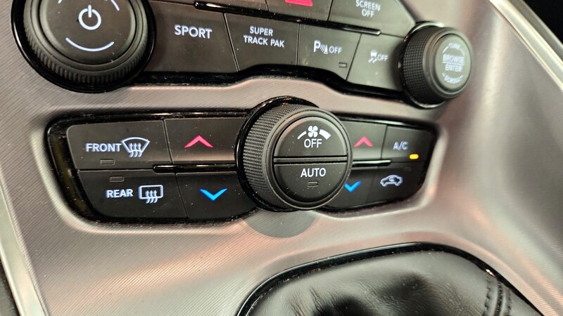 2020 Dodge Challenger R/T 17
