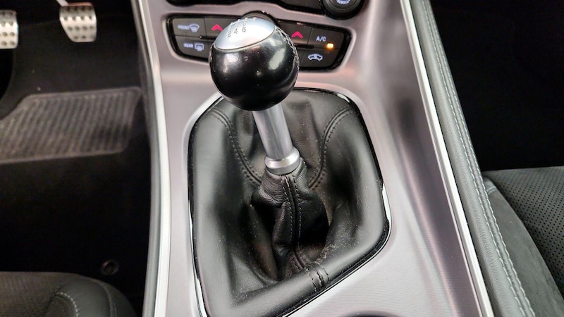 2020 Dodge Challenger R/T 18