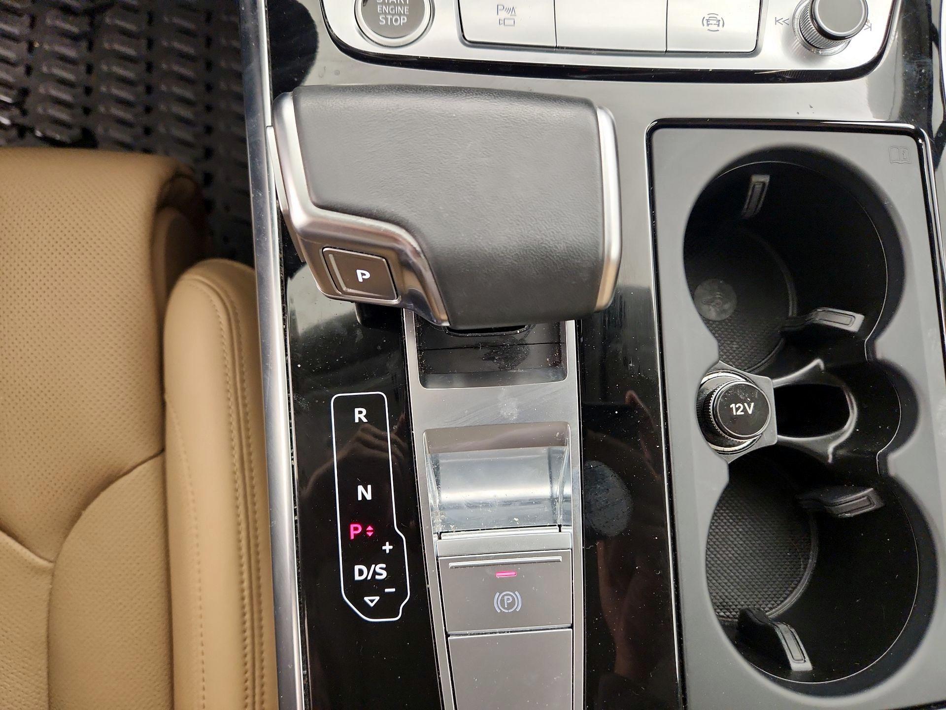 Thumbnail: 2022 Audi Q7 - 18