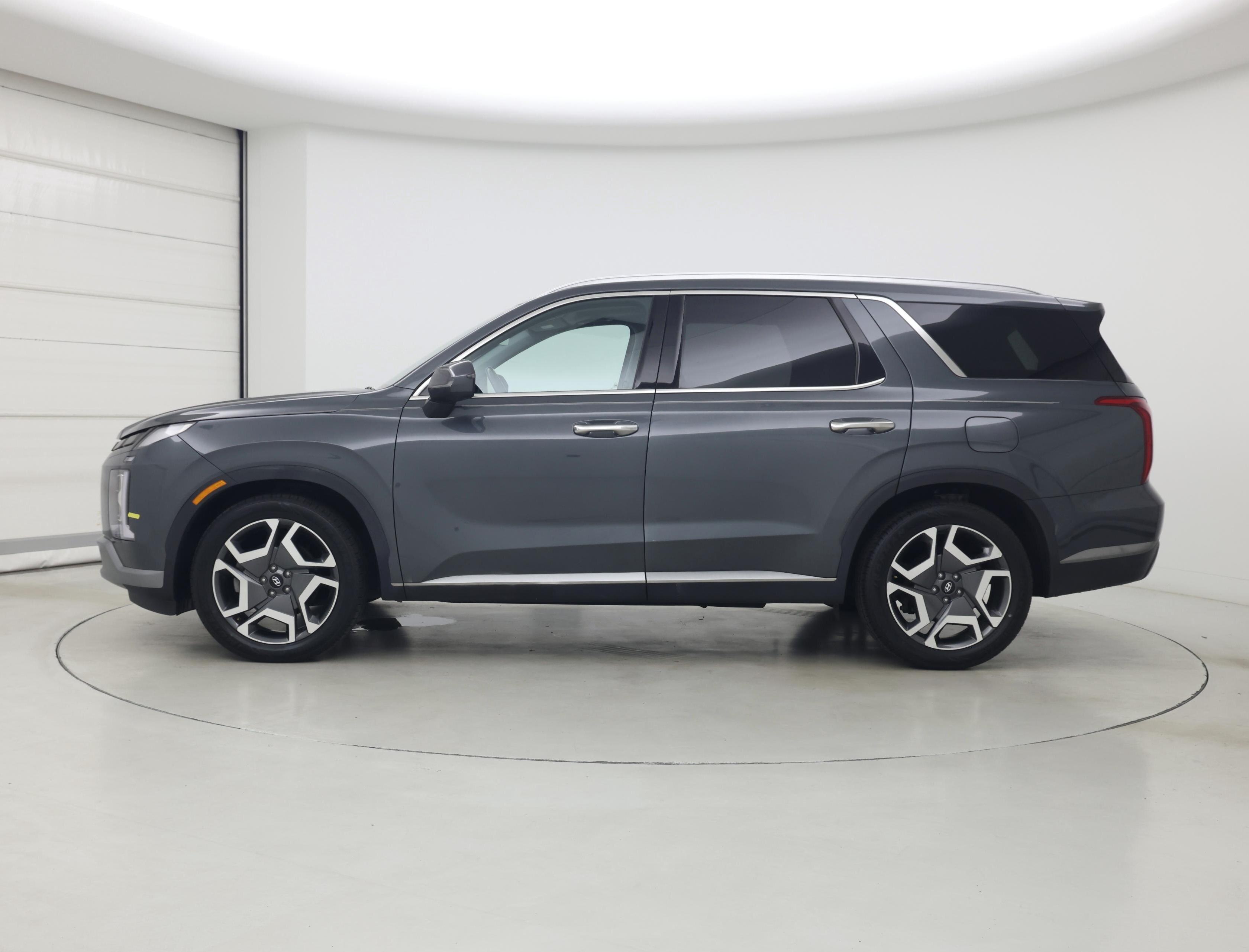 Thumbnail: 2023 Hyundai Palisade - 3