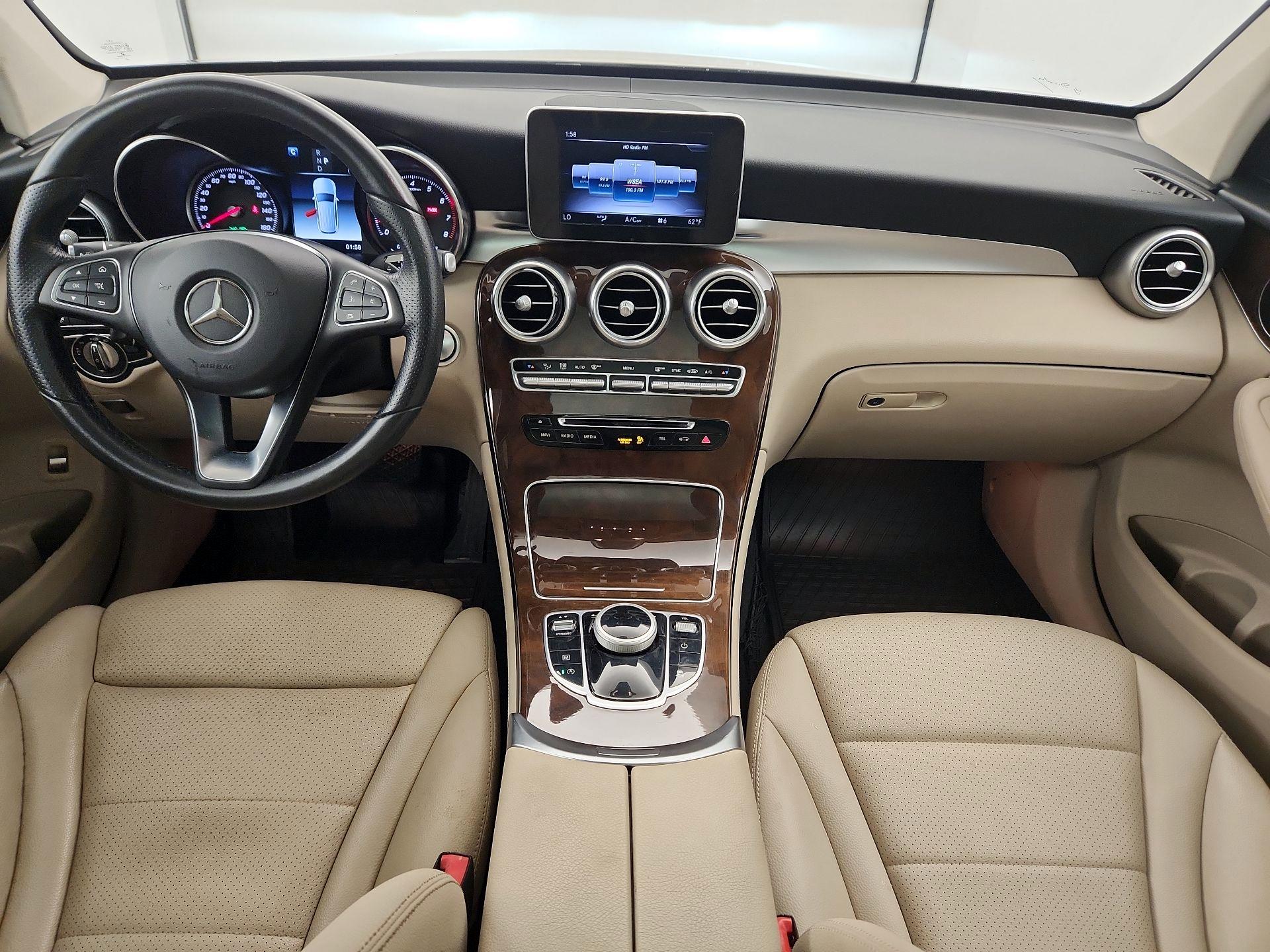 Thumbnail: 2018 Mercedes-Benz GLC - 9