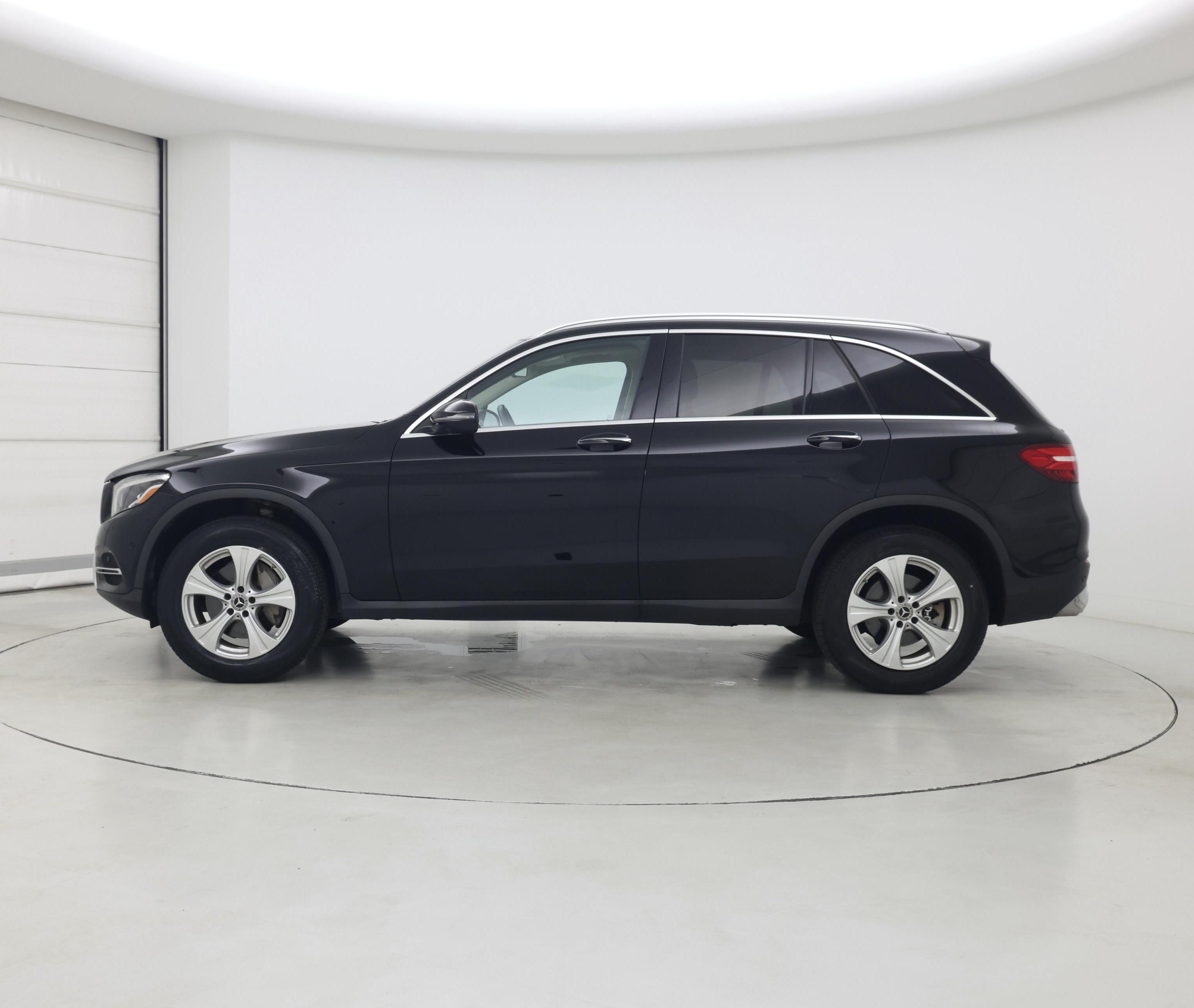 Thumbnail: 2018 Mercedes-Benz GLC - 3