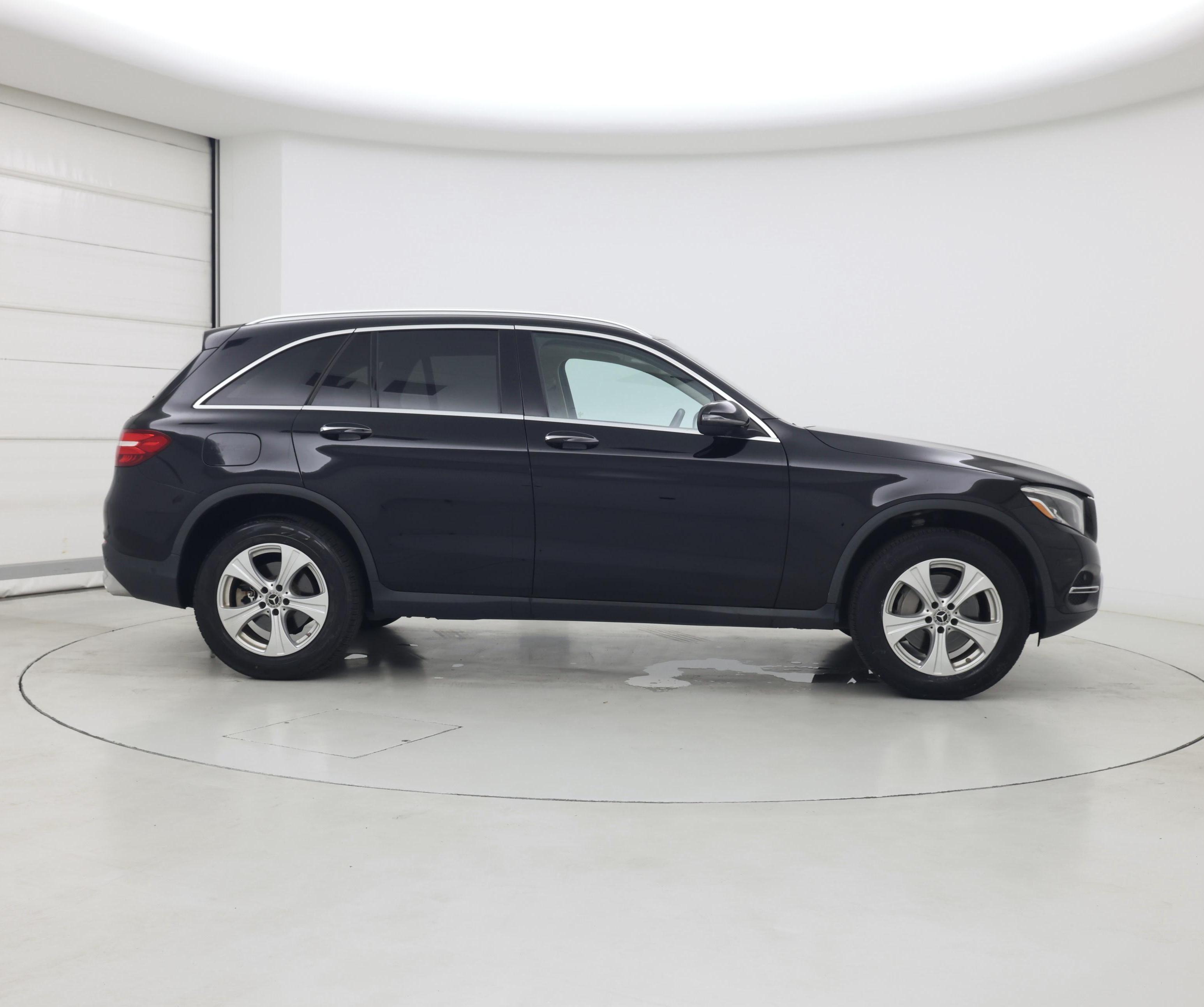 Thumbnail: 2018 Mercedes-Benz GLC - 7