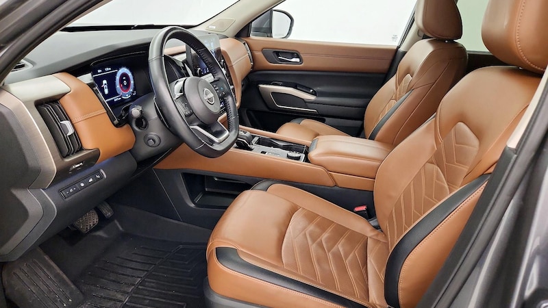 2023 Nissan Pathfinder Platinum 11