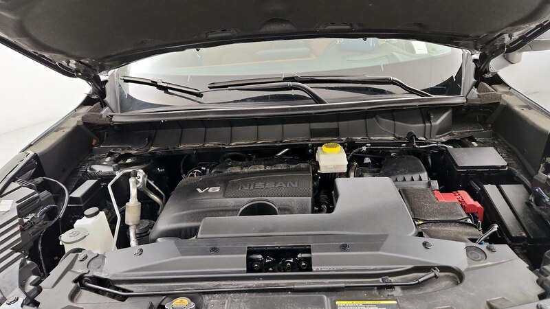 2023 Nissan Pathfinder Platinum 25