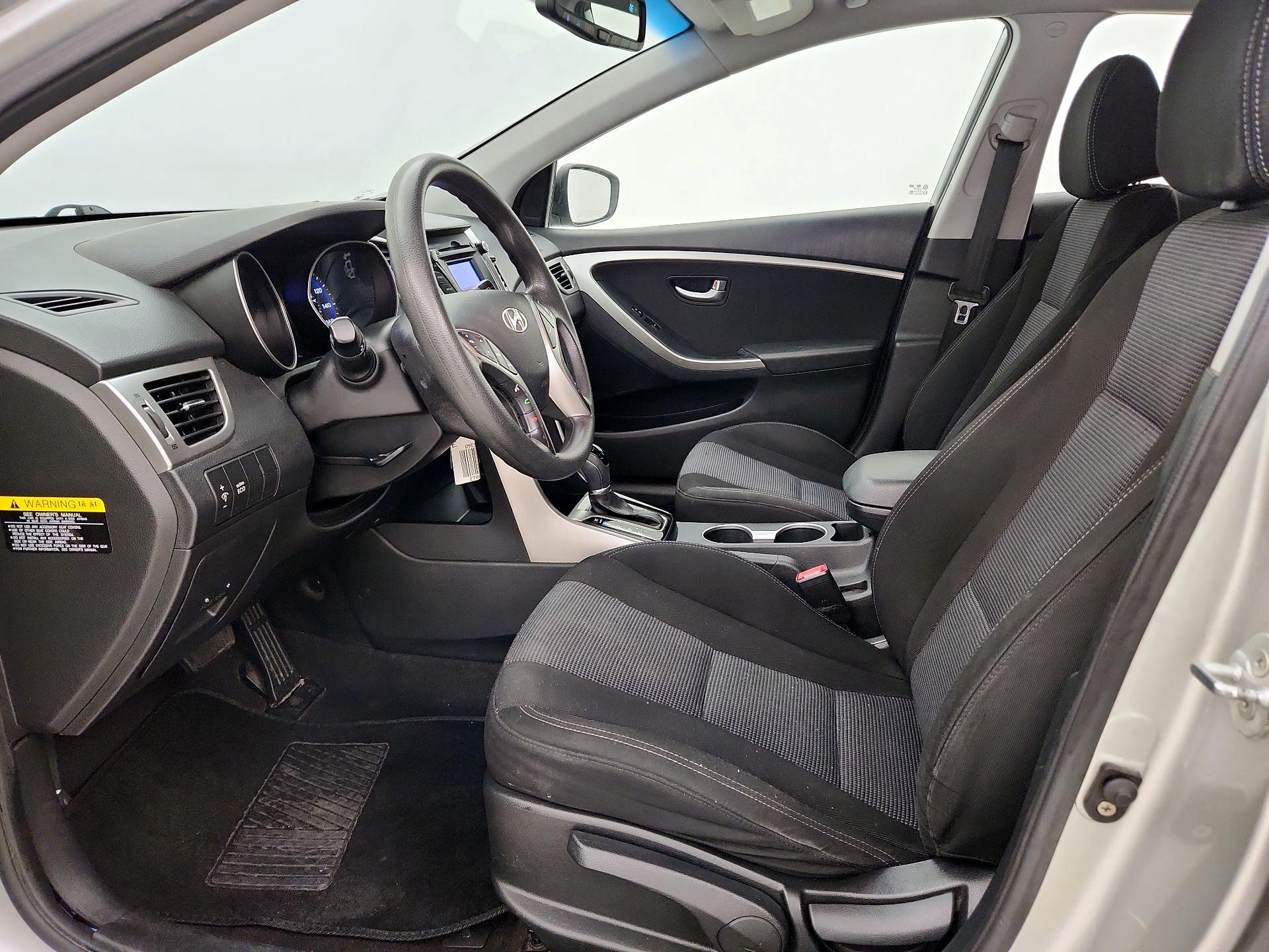 Thumbnail: 2013 Hyundai Elantra - 11