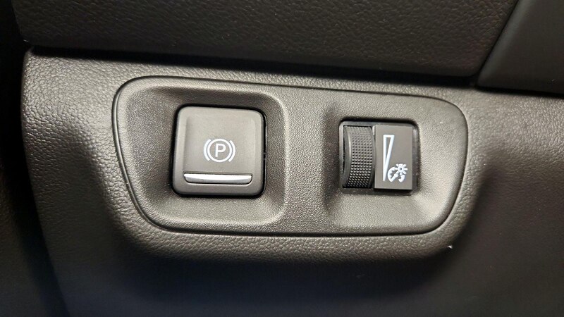 2023 GMC Acadia SLT 13