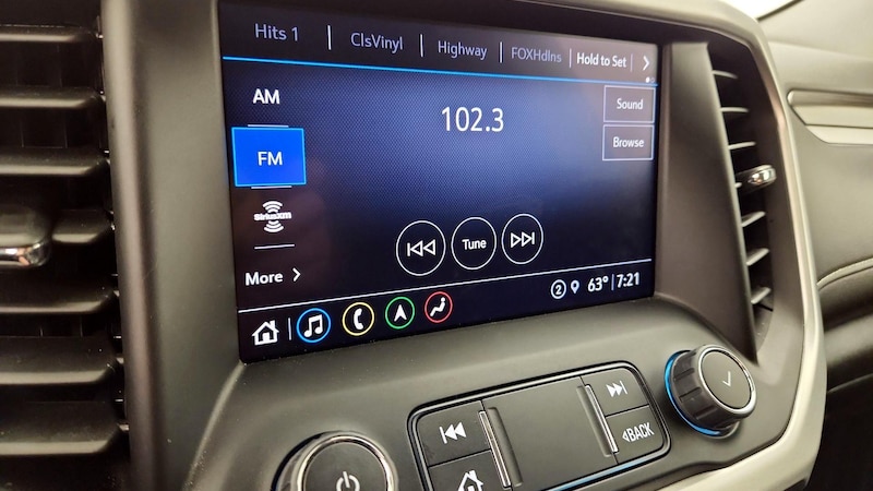 2023 GMC Acadia SLT 16