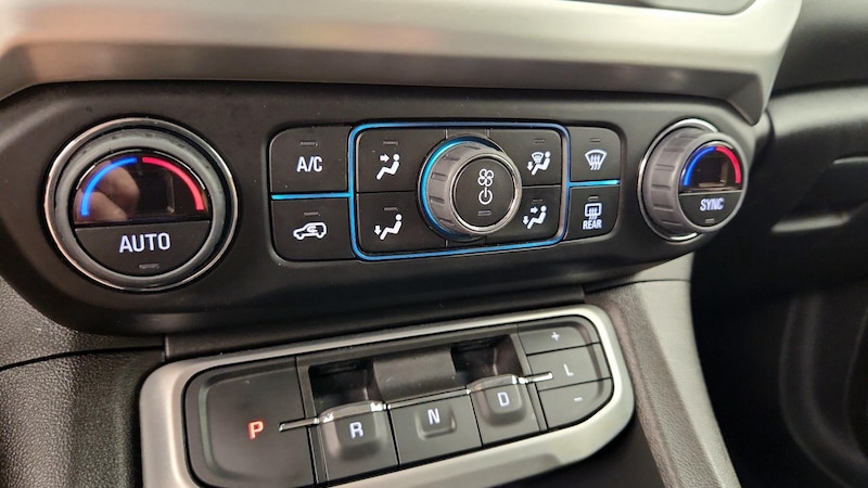 2023 GMC Acadia SLT 17