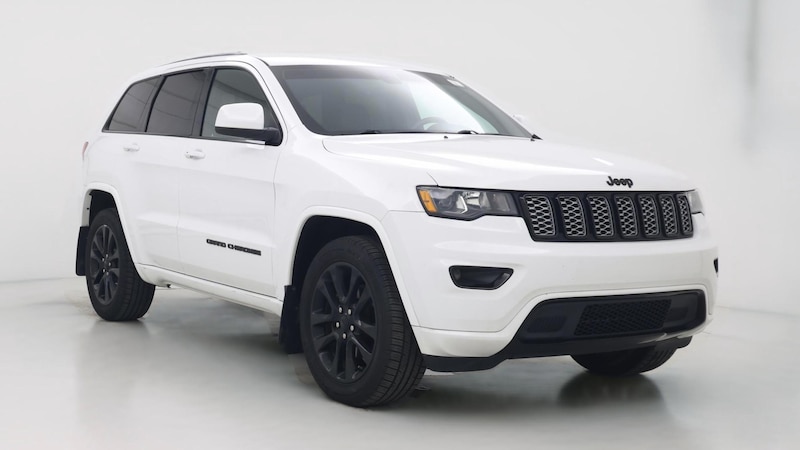 2017 Jeep Grand Cherokee Altitude Hero Image