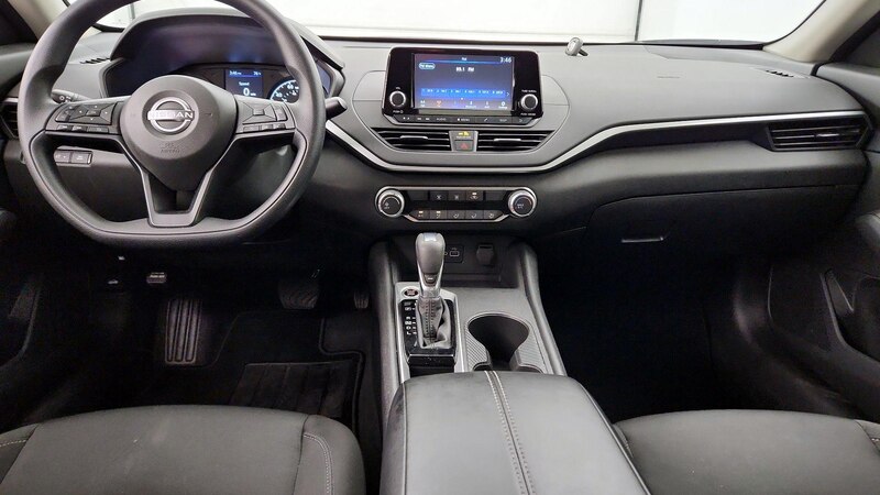 2024 Nissan Altima S 9