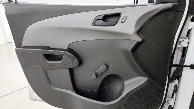 2020 Chevrolet Sonic LT 12
