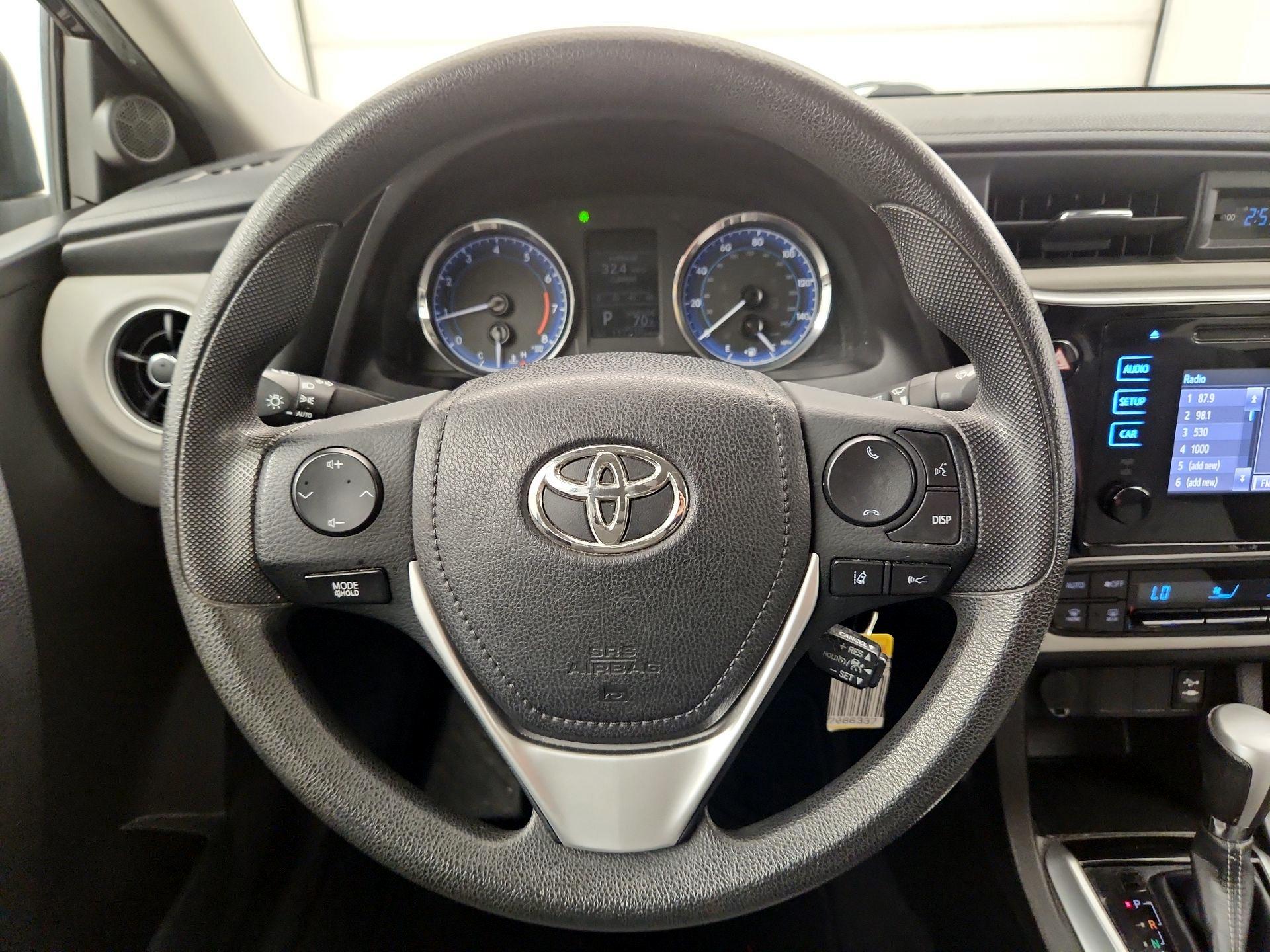 Thumbnail: 2018 Toyota Corolla - 10