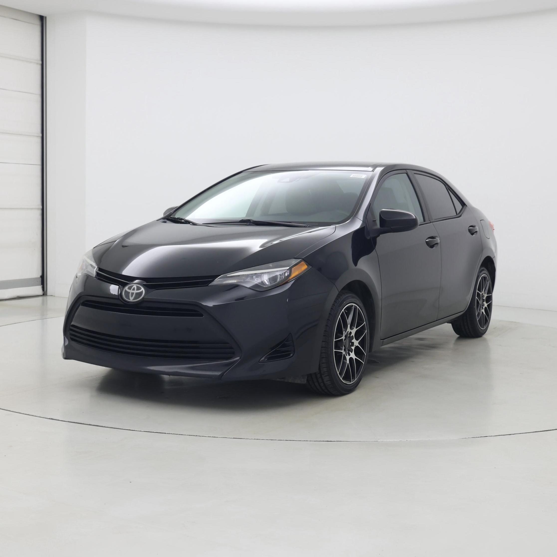 Thumbnail: 2018 Toyota Corolla - 4