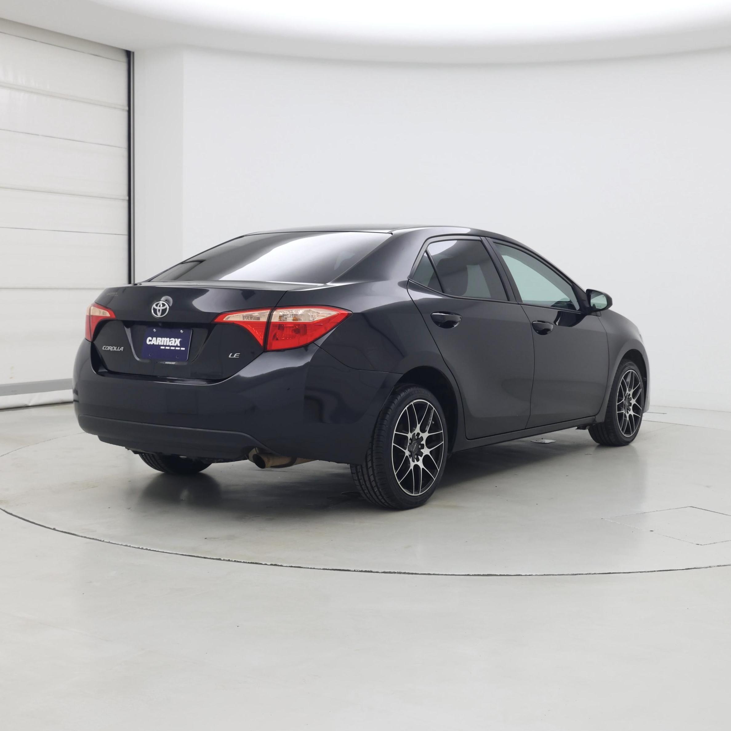 Thumbnail: 2018 Toyota Corolla - 8
