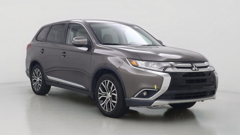 2018 Mitsubishi Outlander SE Hero Image