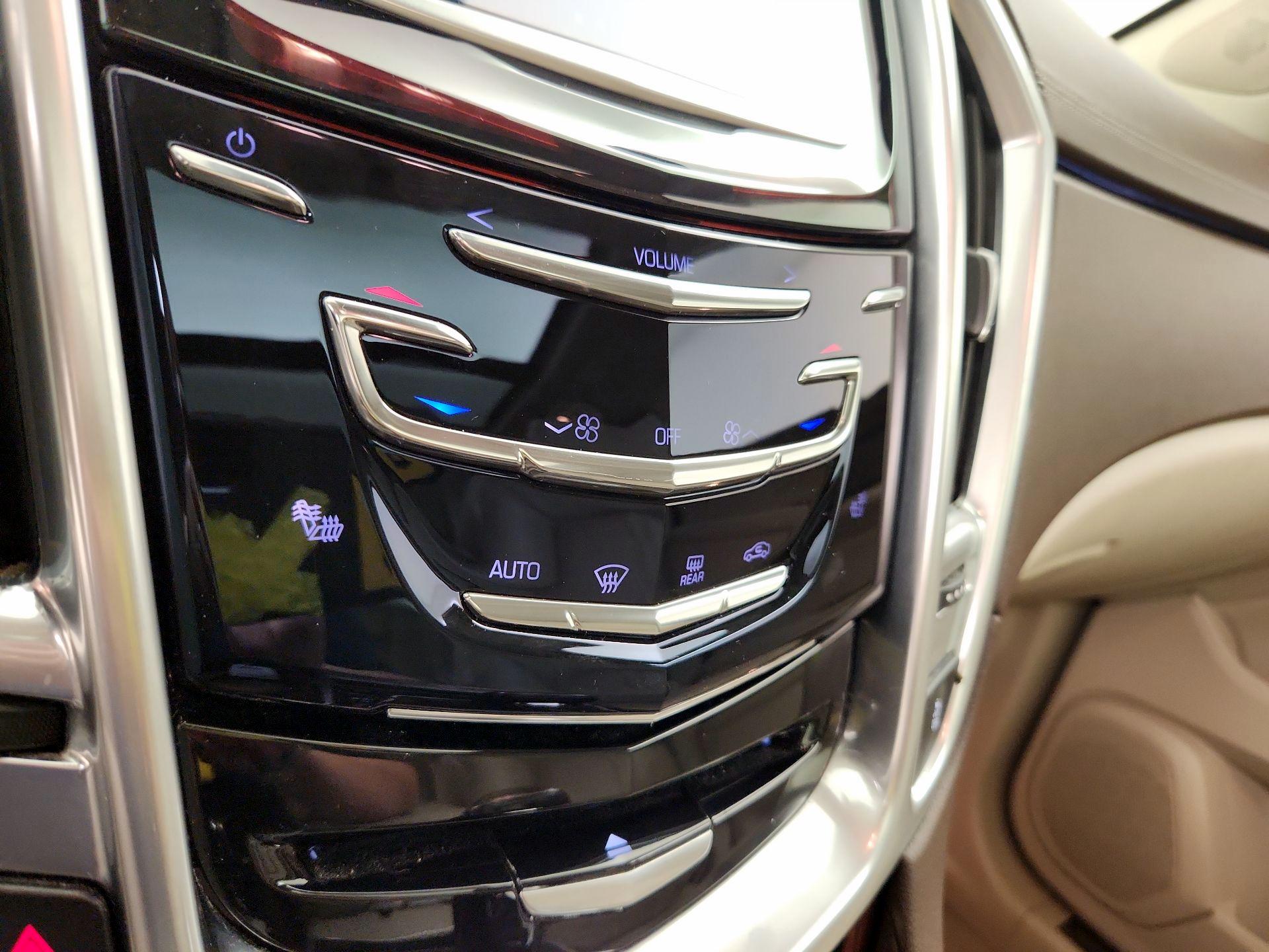 Thumbnail: 2016 Cadillac SRX - 16
