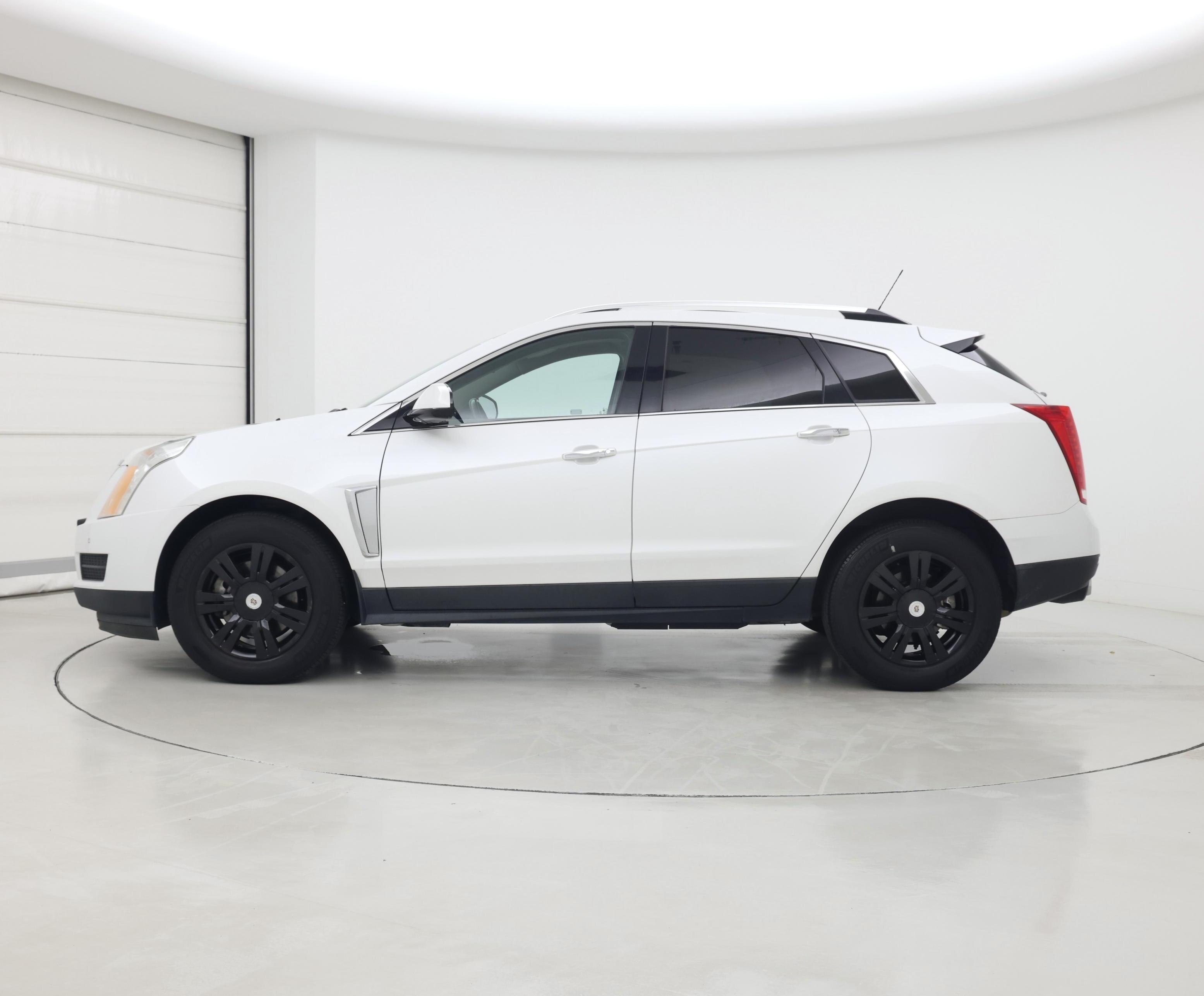 Thumbnail: 2016 Cadillac SRX - 3