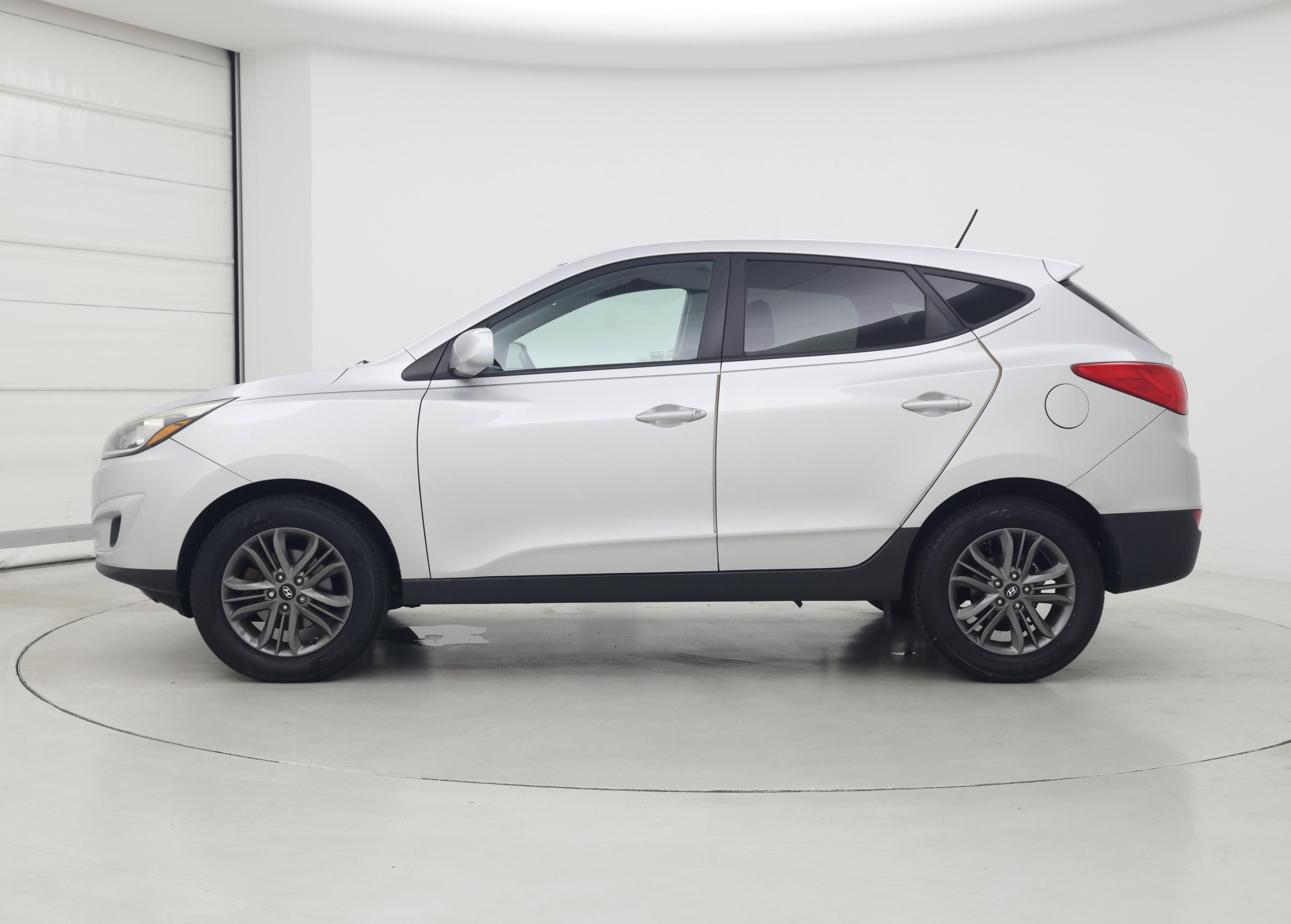 Thumbnail: 2014 Hyundai Tucson - 3