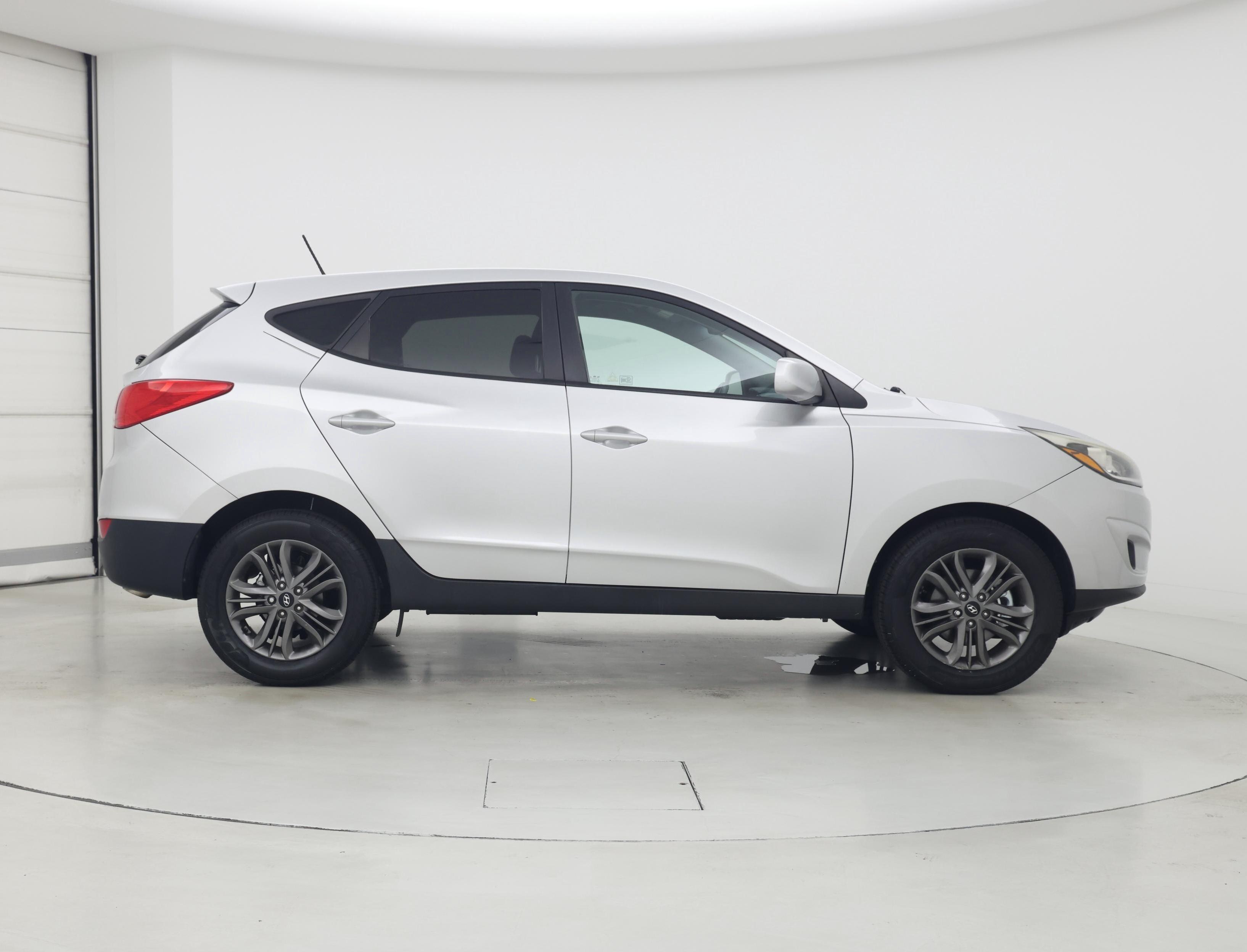 Thumbnail: 2014 Hyundai Tucson - 7