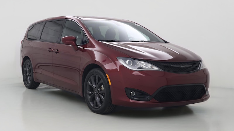 2019 Chrysler Pacifica Touring Plus Hero Image