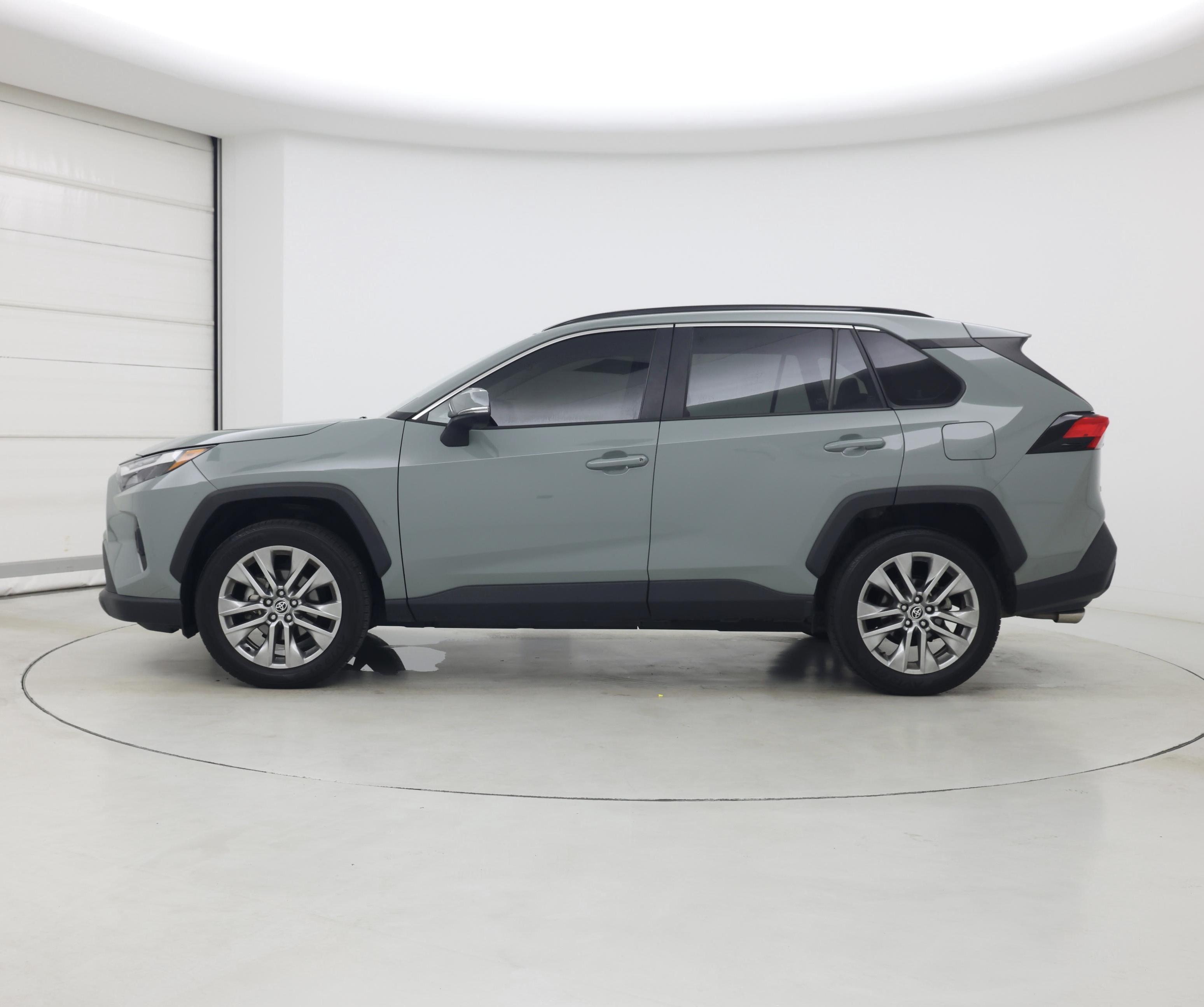 Thumbnail: 2023 Toyota RAV4 - 3