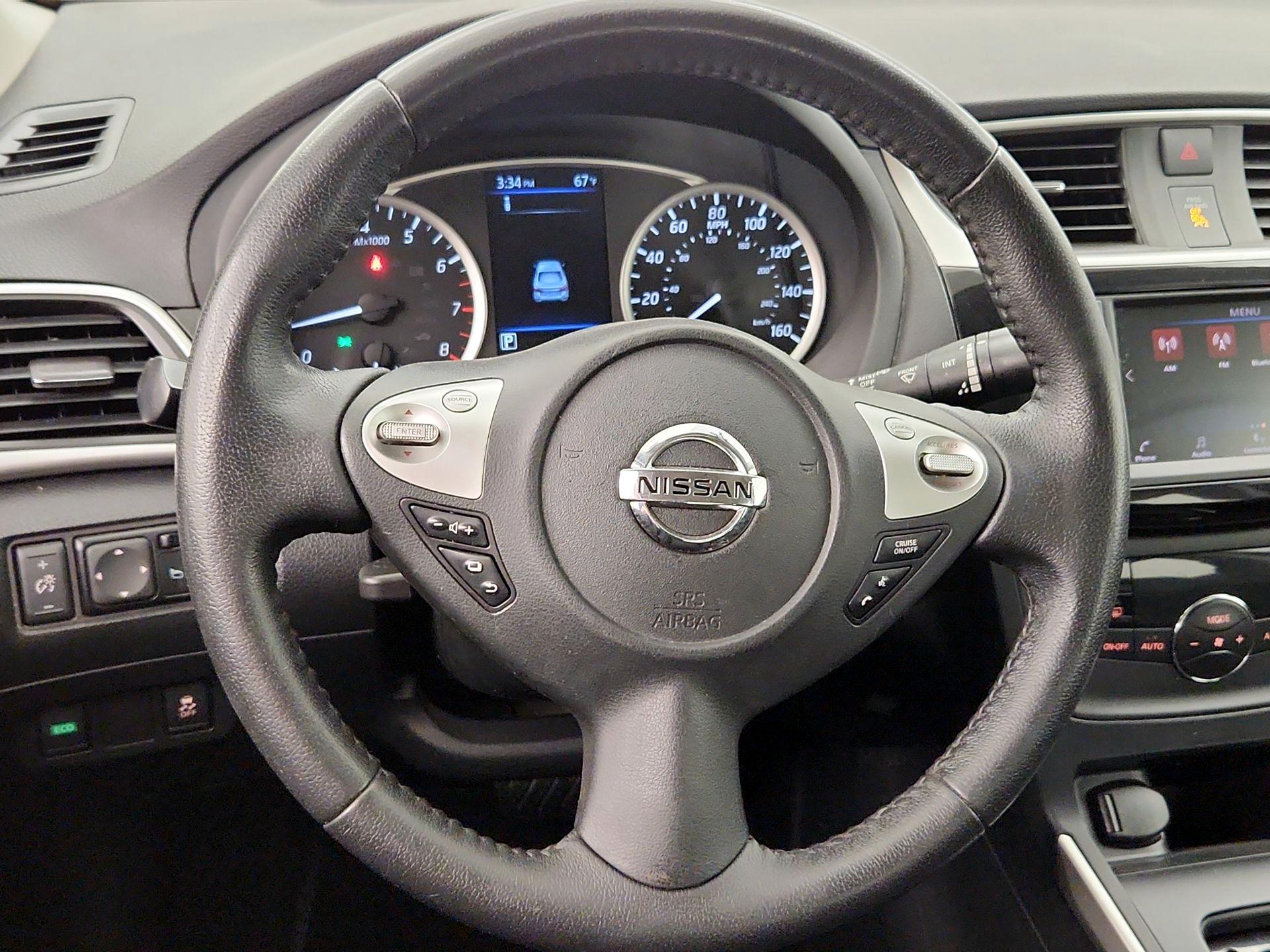 Thumbnail: 2019 Nissan Sentra - 10