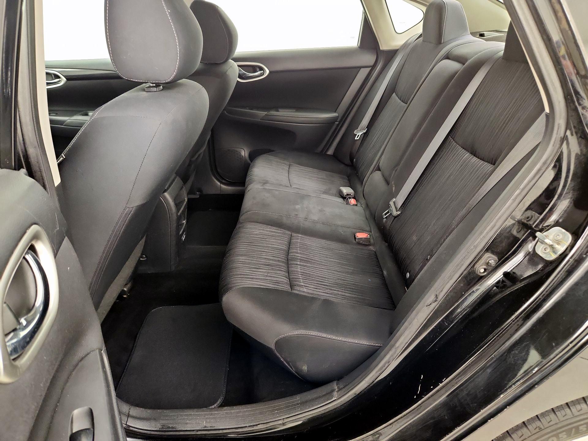 Thumbnail: 2019 Nissan Sentra - 20
