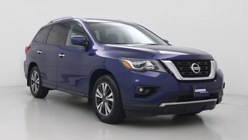 2017 Nissan Pathfinder SL Hero Image